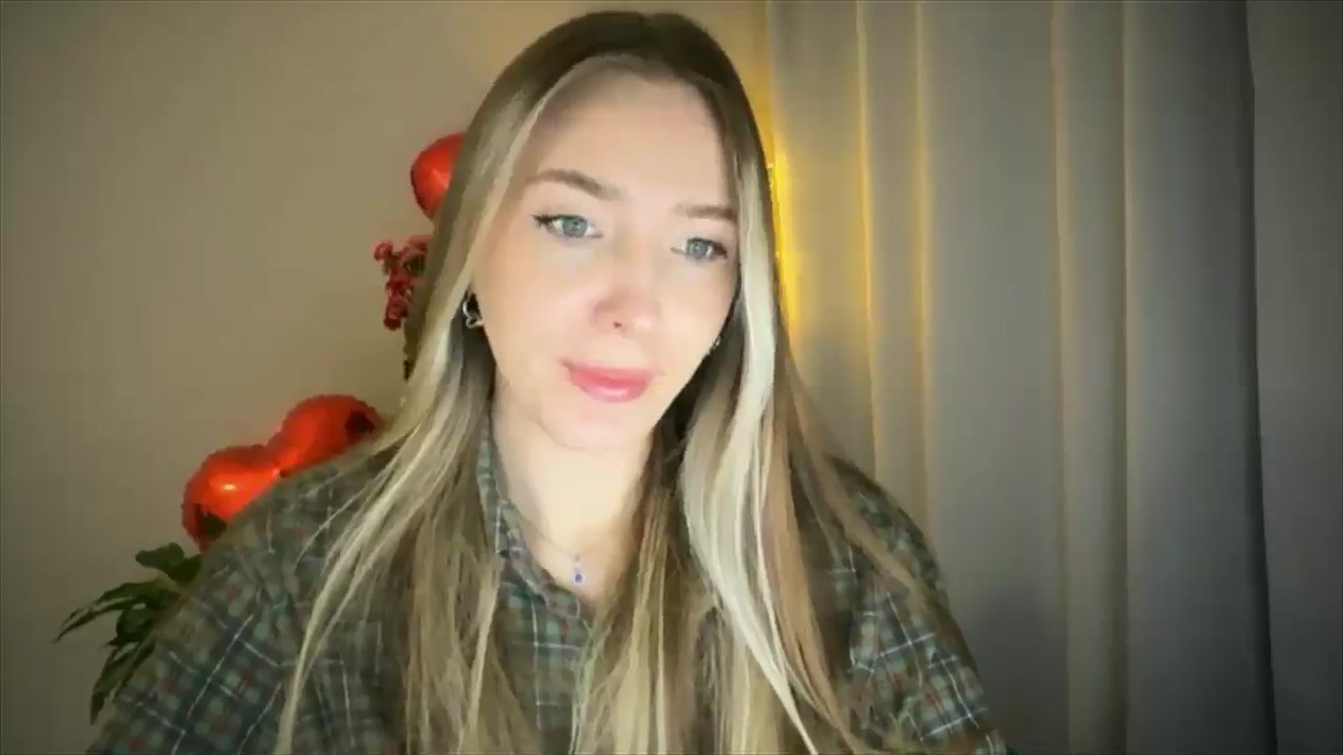 Gallery image thumbnail from My_Diana's myfreecams stream on, 02/16/2025, 16:33 image 13 of 20