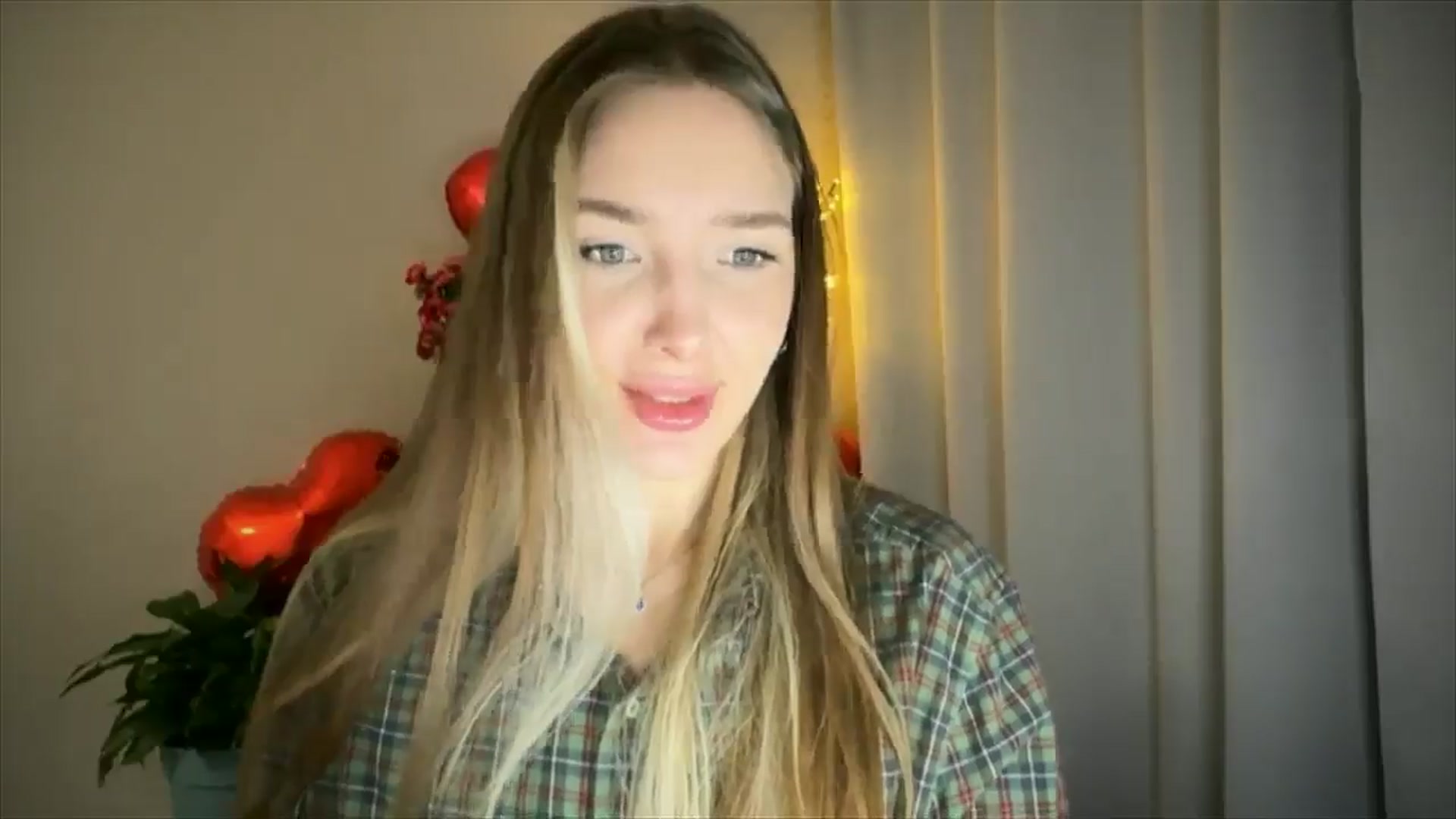 Gallery image thumbnail from My_Diana's myfreecams stream on, 02/16/2025, 16:33 image 10 of 20