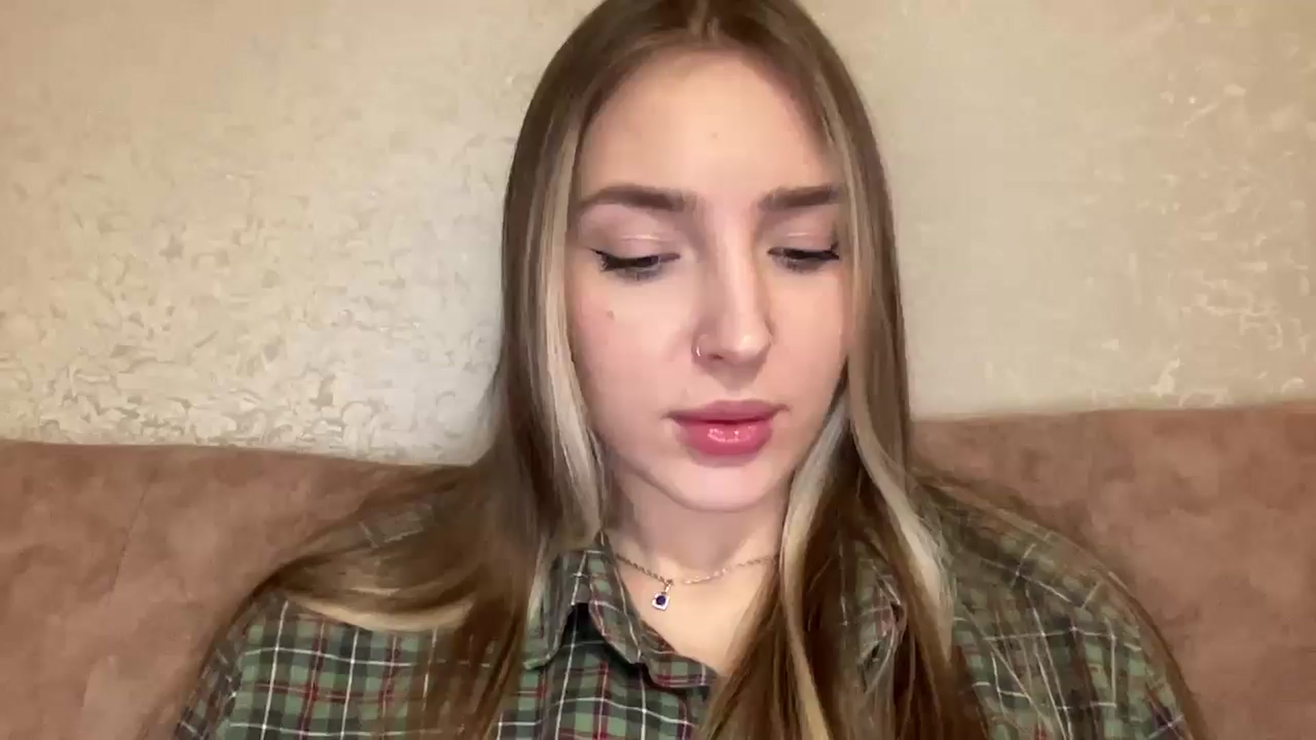Gallery image thumbnail from My_Diana's myfreecams stream on, 02/16/2025, 17:03 image 9 of 20