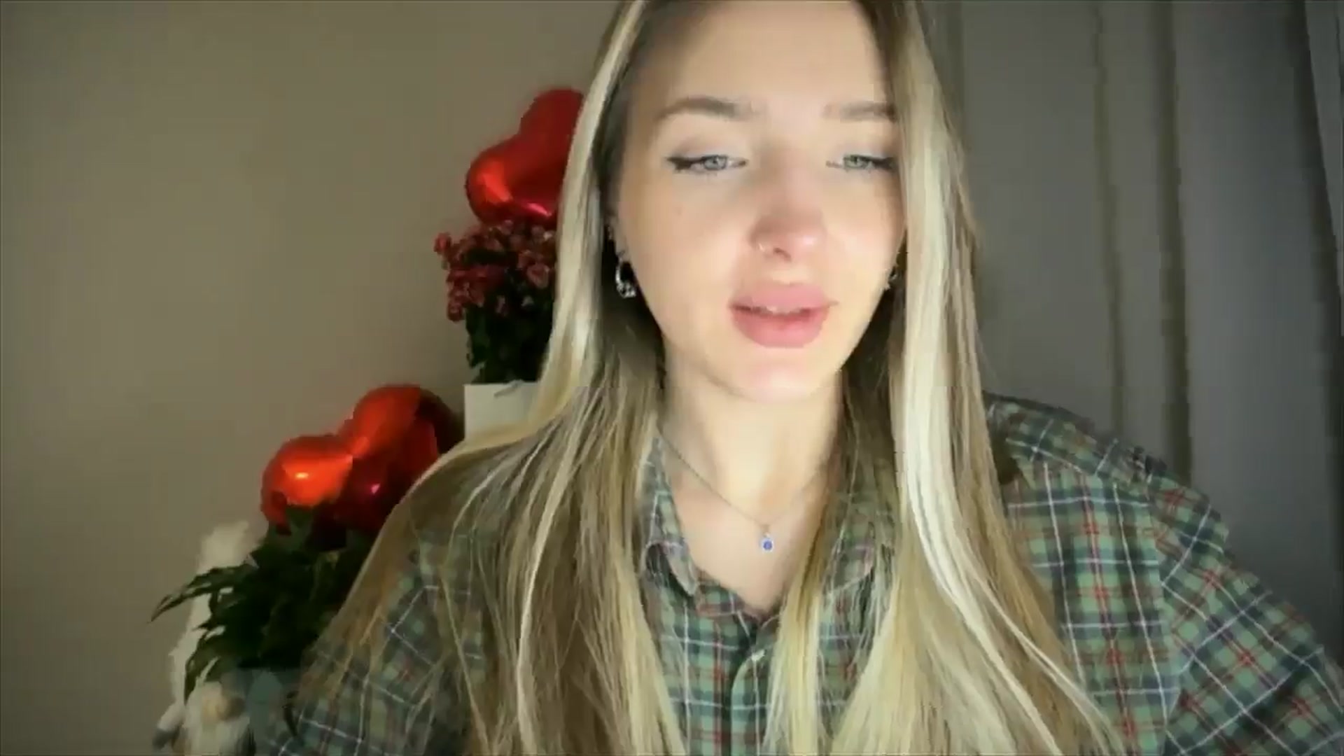 Gallery image thumbnail from My_Diana's myfreecams stream on, 02/16/2025, 22:19 image 7 of 20
