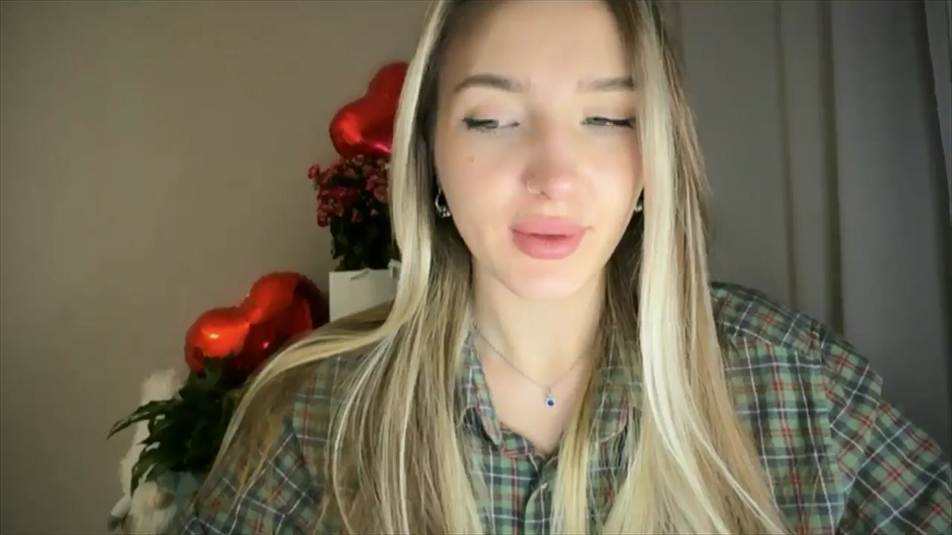 Gallery image thumbnail from My_Diana's myfreecams stream on, 02/16/2025, 22:19 image 9 of 20