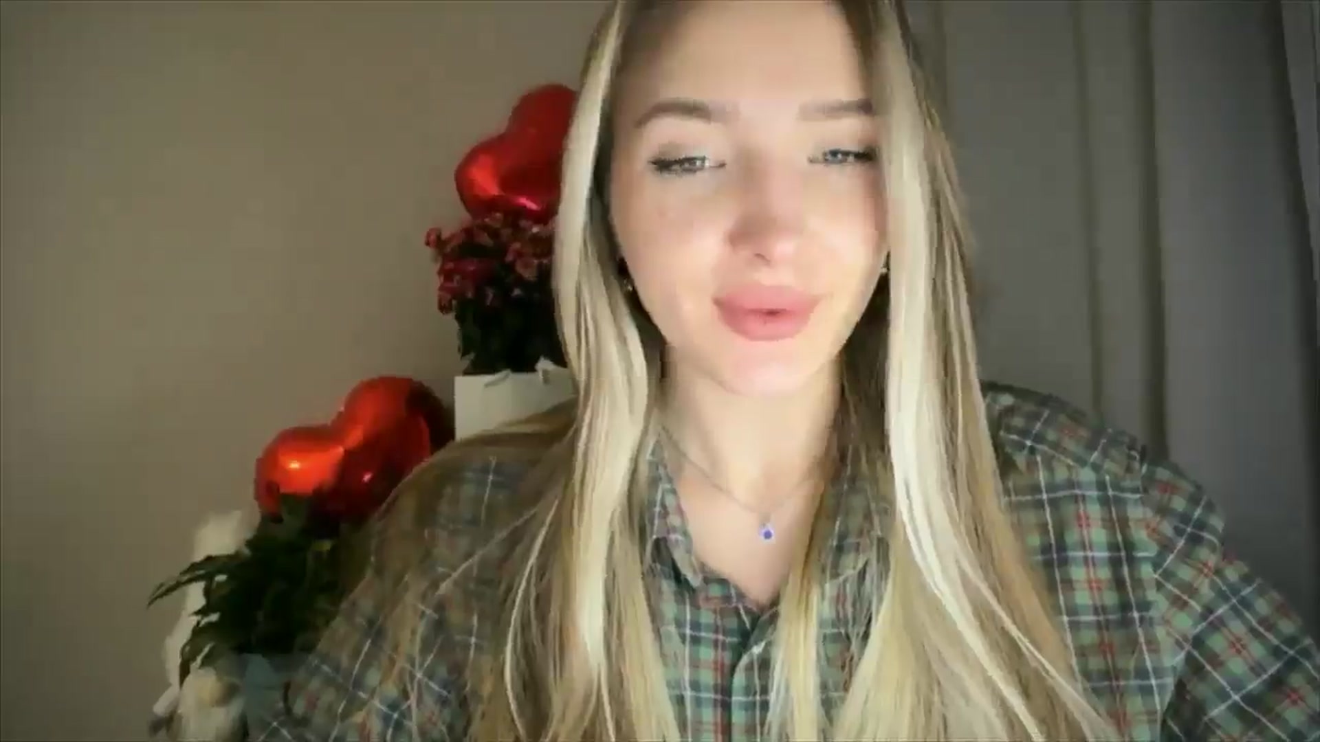 Gallery image thumbnail from My_Diana's myfreecams stream on, 02/16/2025, 22:19 image 10 of 20