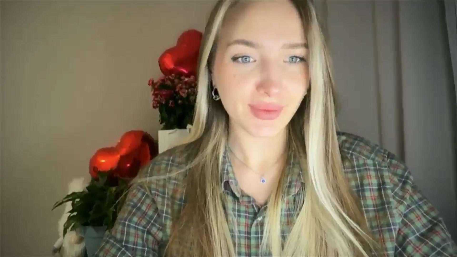 Gallery image thumbnail from My_Diana's myfreecams stream on, 02/16/2025, 22:19 image 11 of 20