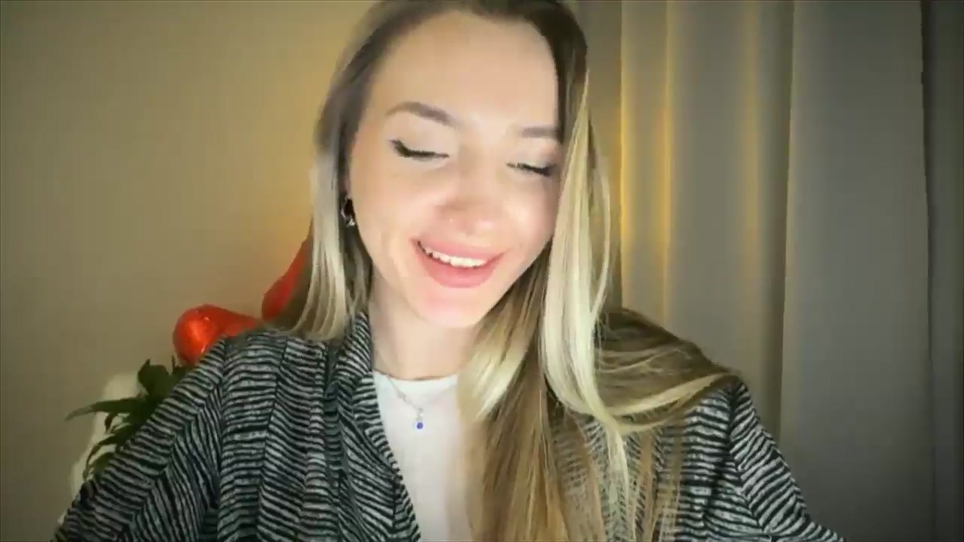 Gallery image thumbnail from My_Diana's myfreecams stream on, 02/18/2025, 21:29 image 12 of 20