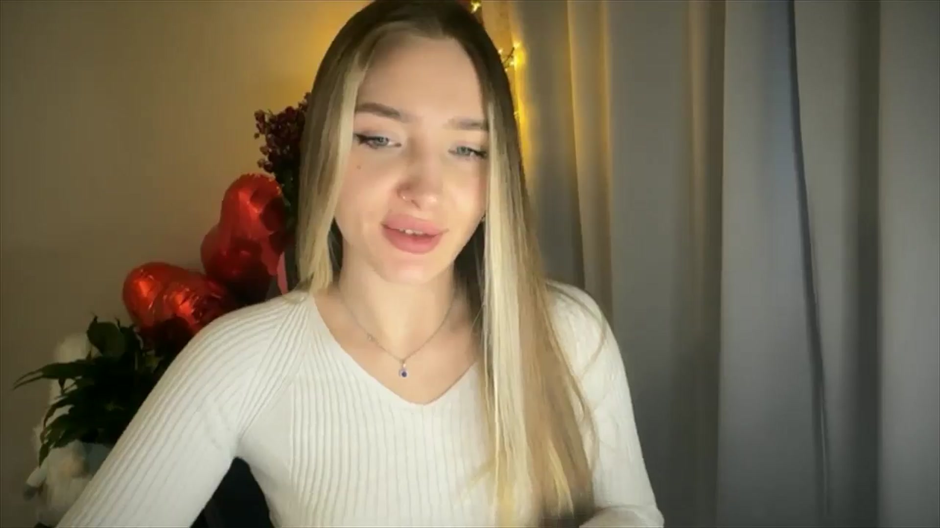 Gallery image thumbnail from My_Diana's myfreecams stream on, 02/19/2025, 15:21 image 11 of 20
