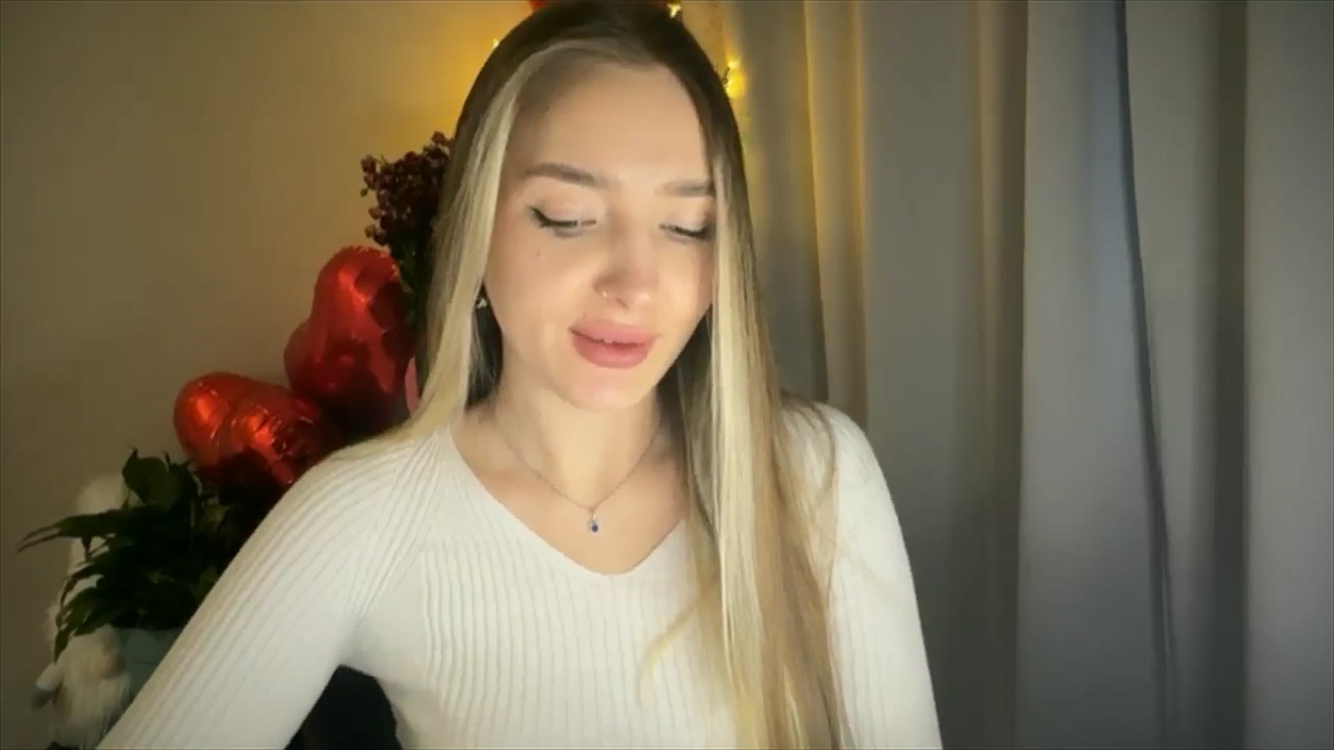 Gallery image thumbnail from My_Diana's myfreecams stream on, 02/19/2025, 15:21 image 7 of 20