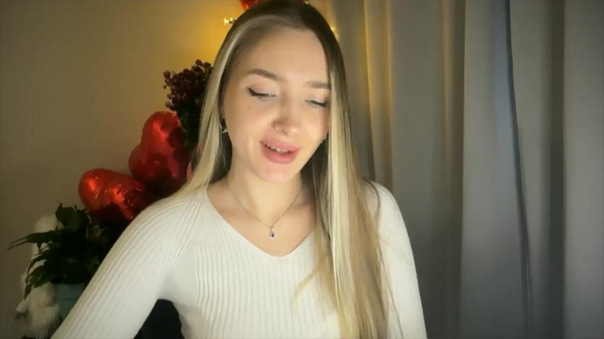 Gallery image thumbnail from My_Diana's myfreecams stream on, 02/19/2025, 15:21 image 6 of 20