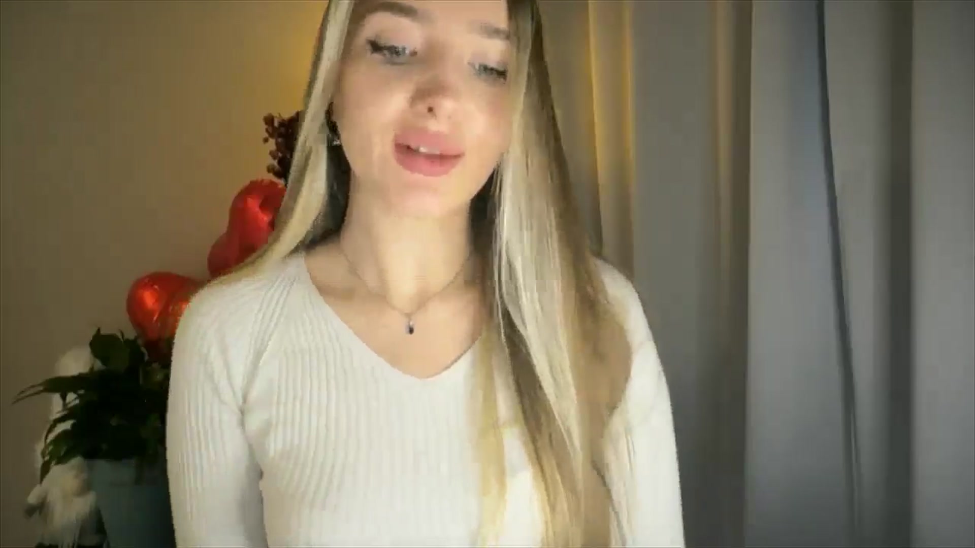 Gallery image thumbnail from My_Diana's myfreecams stream on, 02/19/2025, 15:21 image 15 of 20