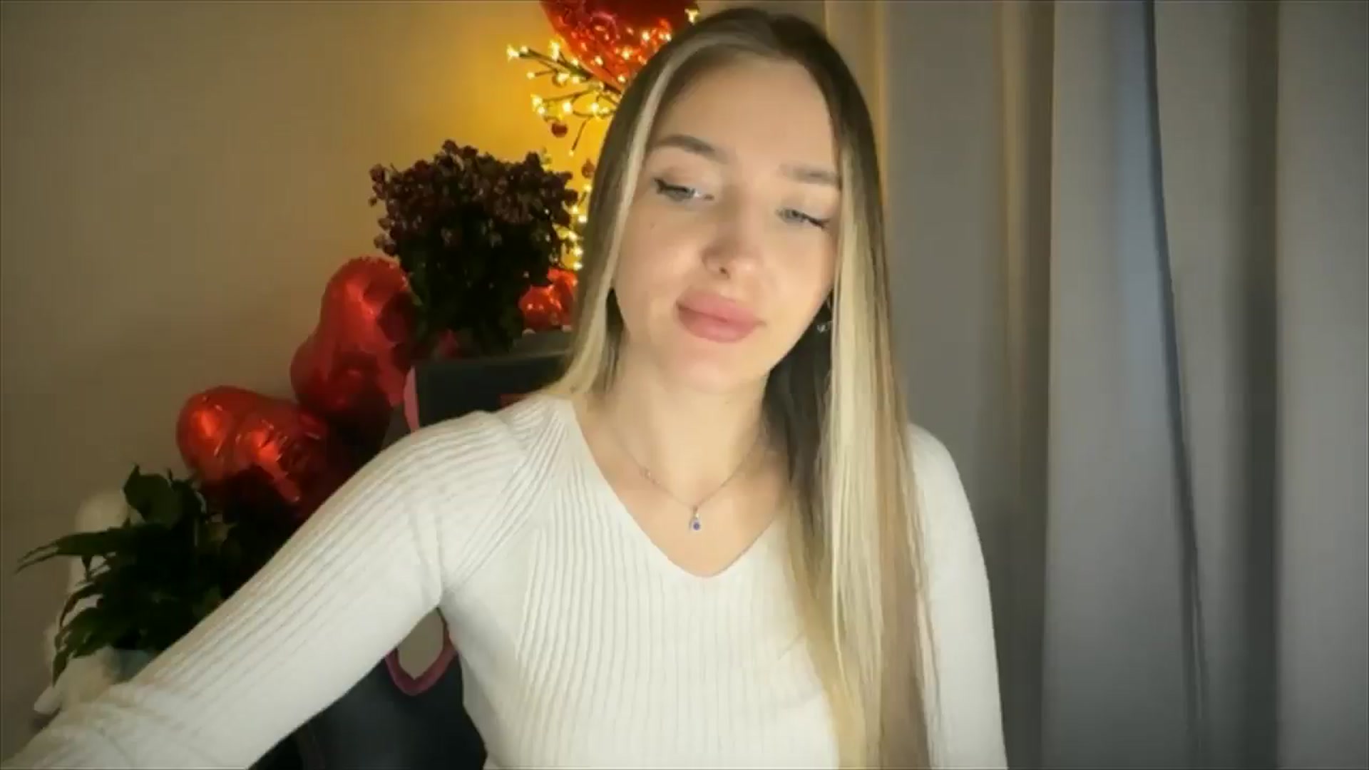 Gallery image thumbnail from My_Diana's myfreecams stream on, 02/19/2025, 15:21 image 1 of 20