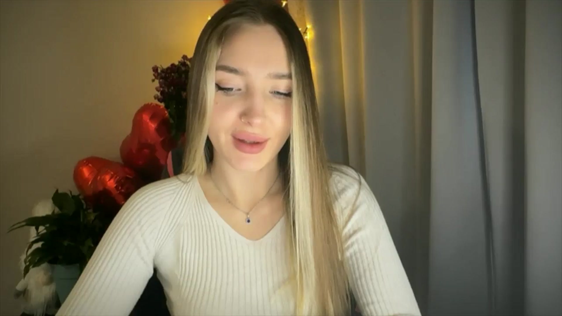 Gallery image thumbnail from My_Diana's myfreecams stream on, 02/19/2025, 15:21 image 12 of 20