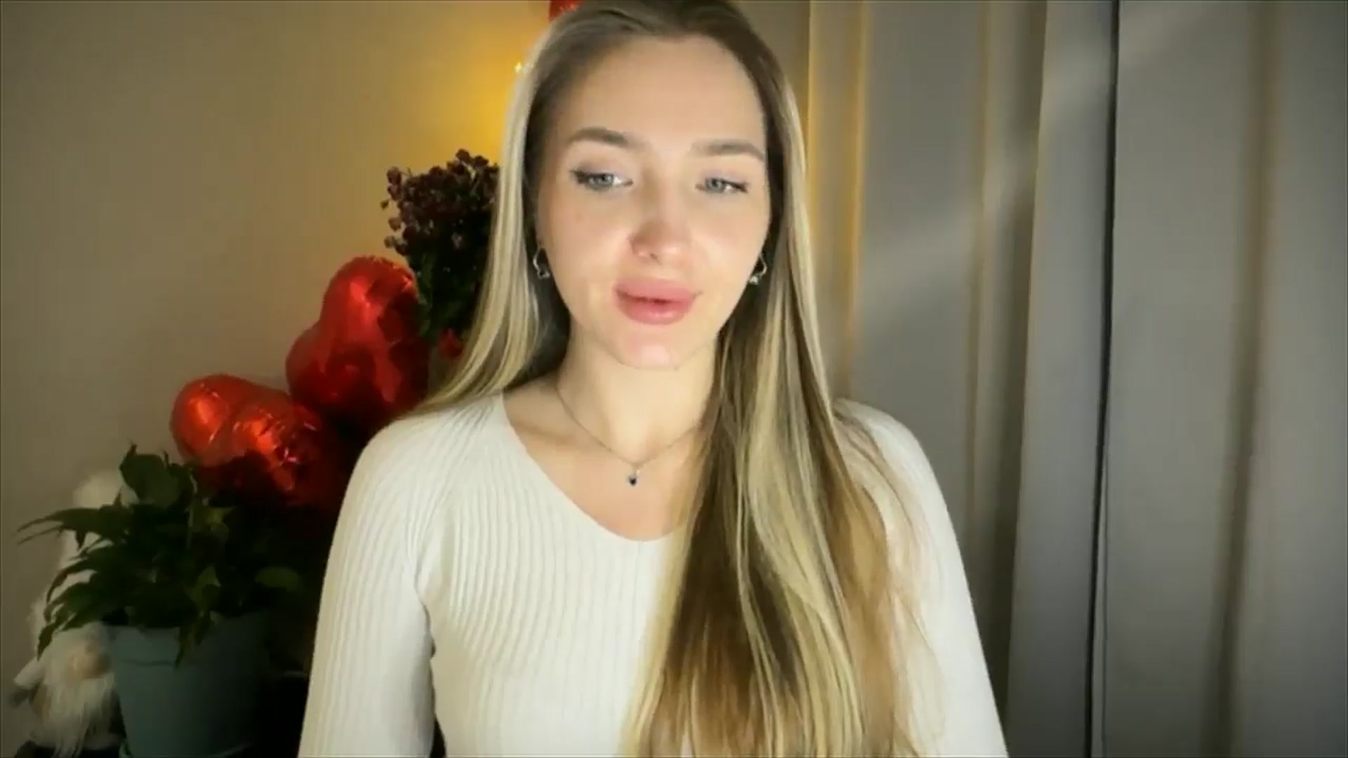 Gallery image thumbnail from My_Diana's myfreecams stream on, 02/19/2025, 22:50 image 2 of 20