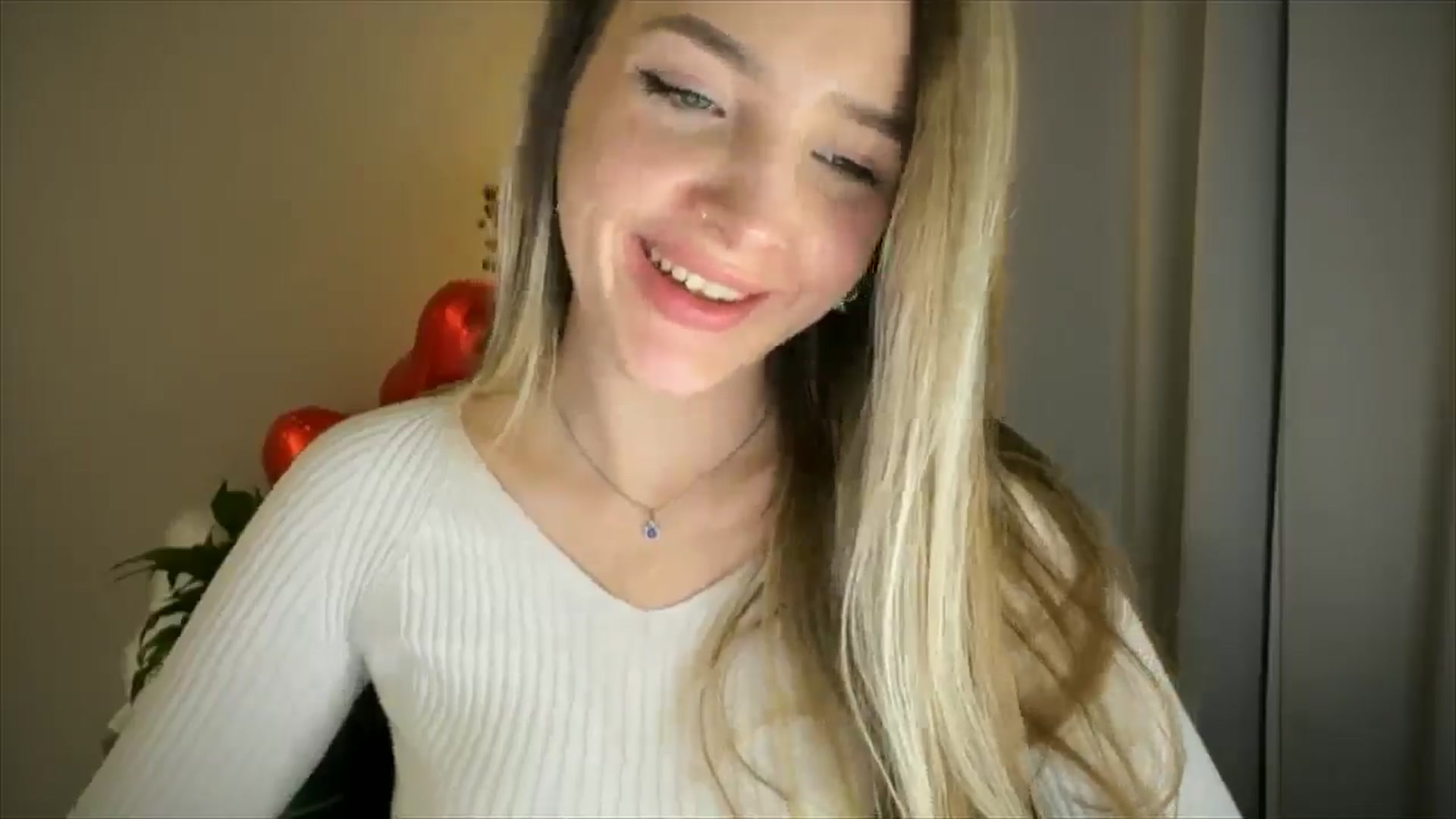 Gallery image thumbnail from My_Diana's myfreecams stream on, 02/19/2025, 22:50 image 10 of 20