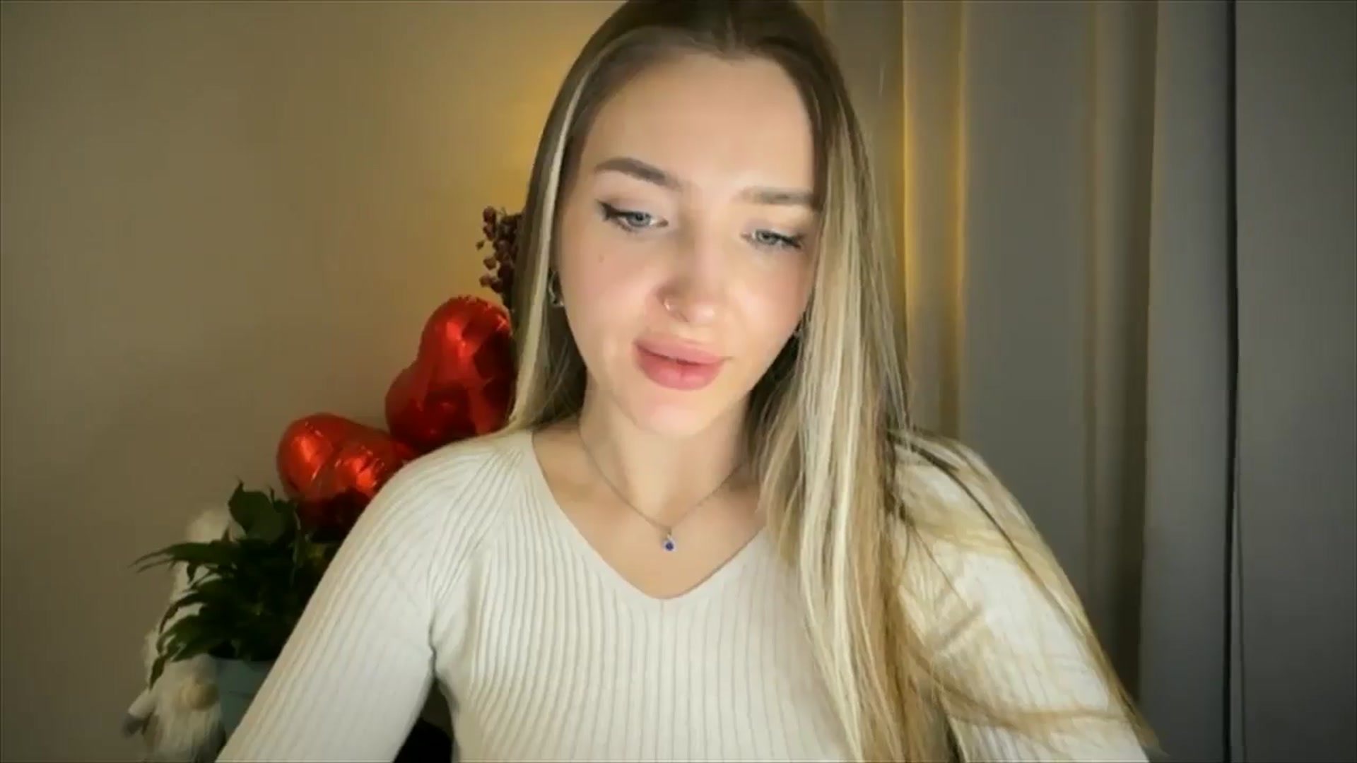 Gallery image thumbnail from My_Diana's myfreecams stream on, 02/19/2025, 22:50 image 17 of 20