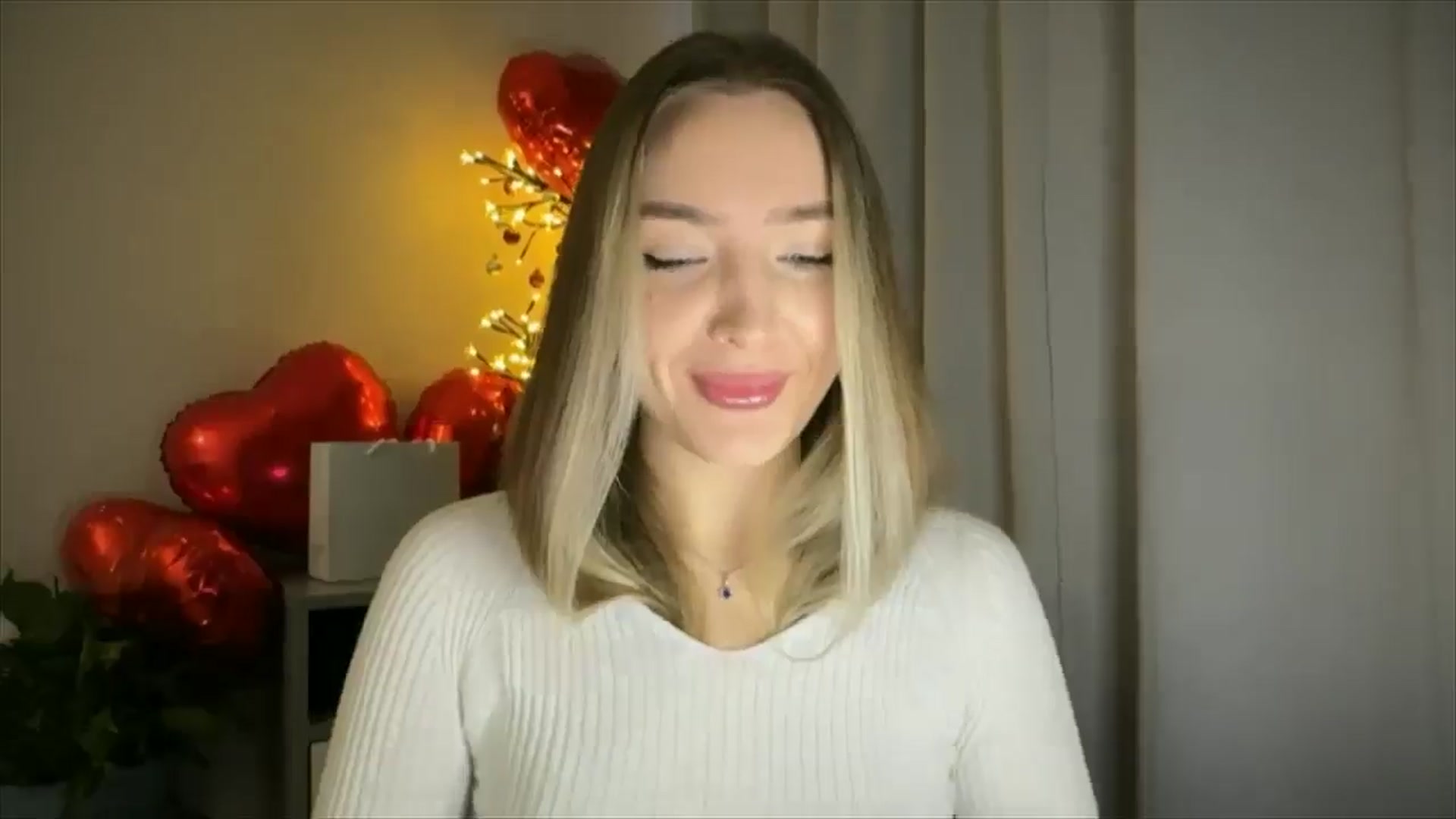 Gallery image thumbnail from My_Diana's myfreecams stream on, 02/20/2025, 16:06 image 5 of 20