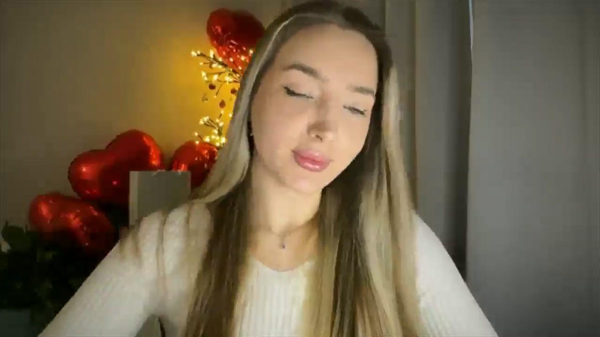 Gallery image thumbnail from My_Diana's myfreecams stream on, 02/20/2025, 16:06 image 11 of 20