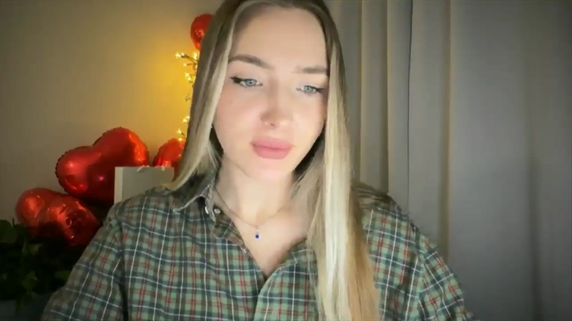 Gallery image thumbnail from My_Diana's myfreecams stream on, 02/20/2025, 21:41 image 3 of 20