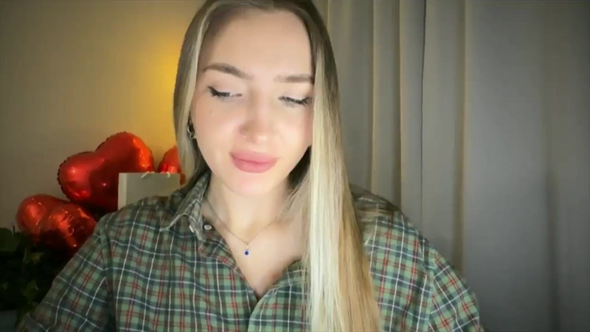 Gallery image thumbnail from My_Diana's myfreecams stream on, 02/20/2025, 21:41 image 6 of 20