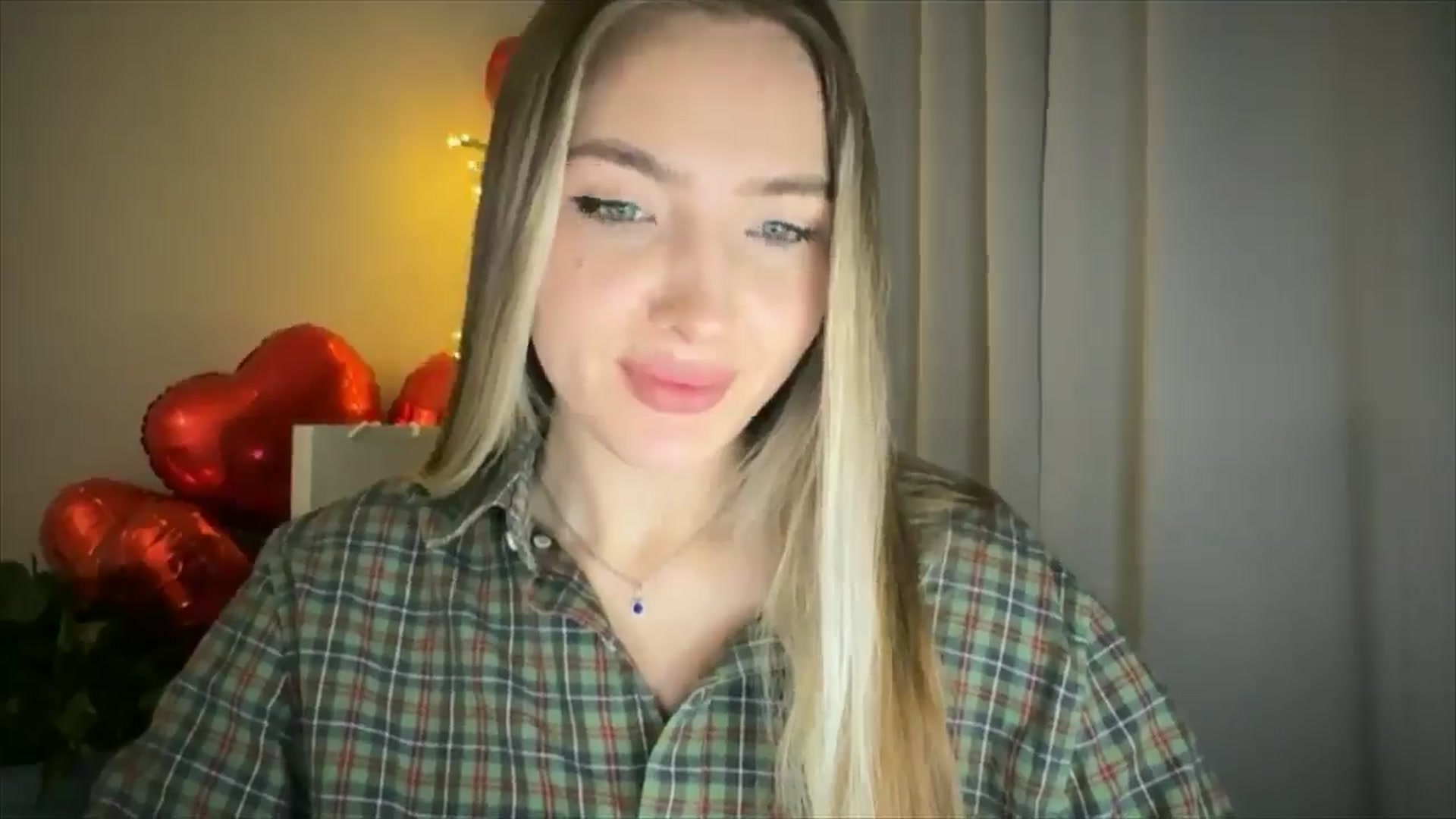 Gallery image thumbnail from My_Diana's myfreecams stream on, 02/20/2025, 21:41 image 4 of 20