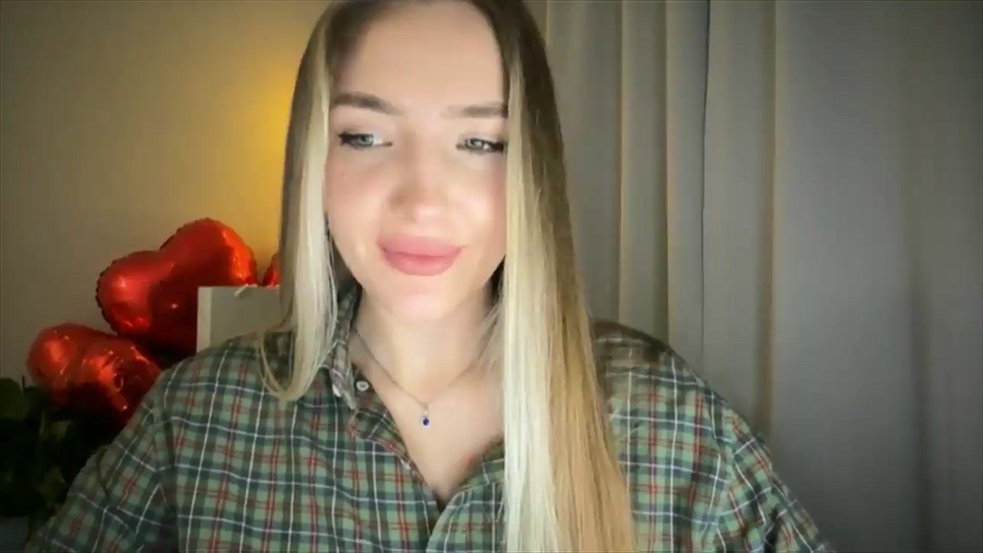 Gallery image thumbnail from My_Diana's myfreecams stream on, 02/20/2025, 21:41 image 11 of 20