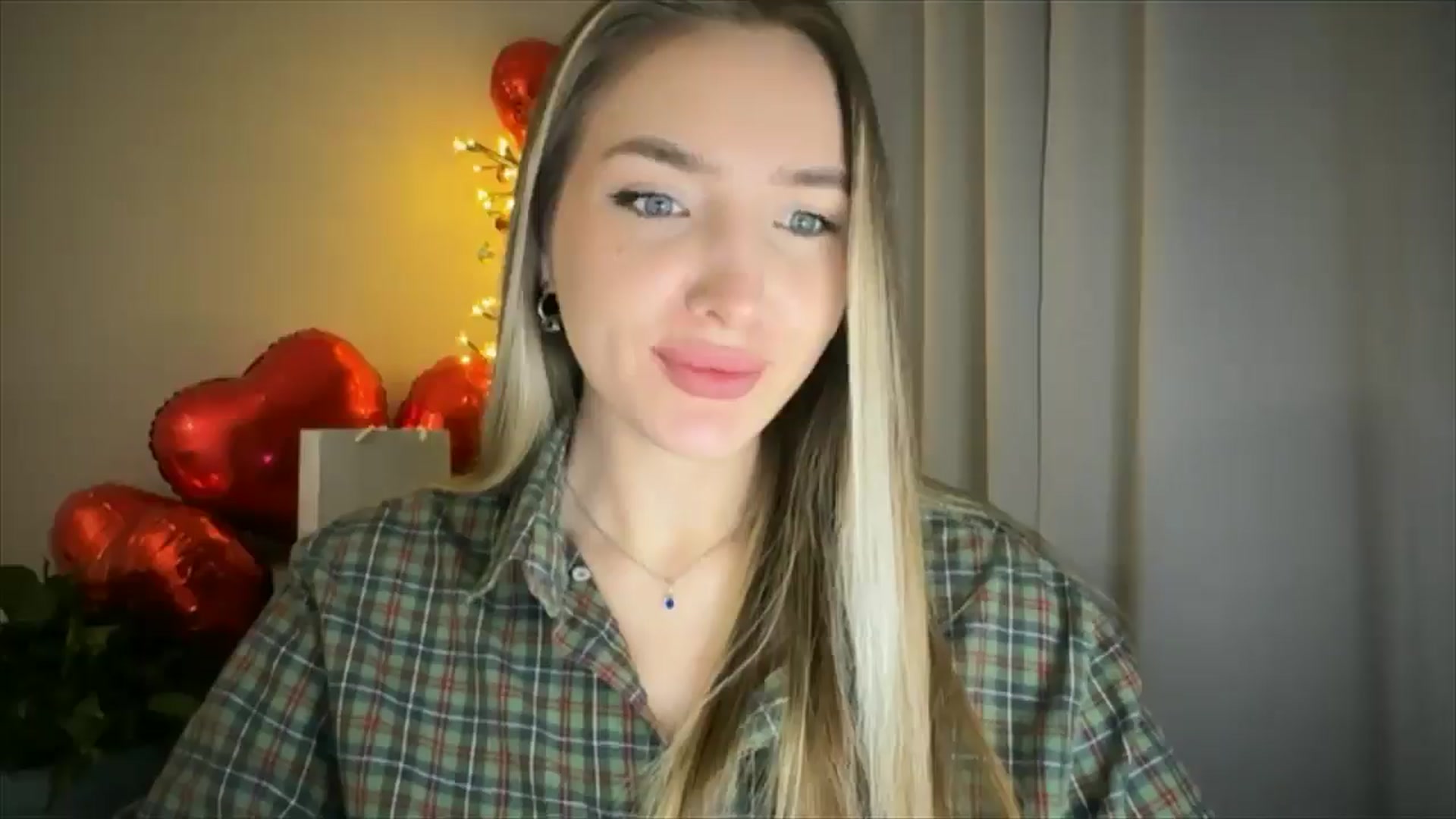 Gallery image thumbnail from My_Diana's myfreecams stream on, 02/20/2025, 22:37 image 12 of 20