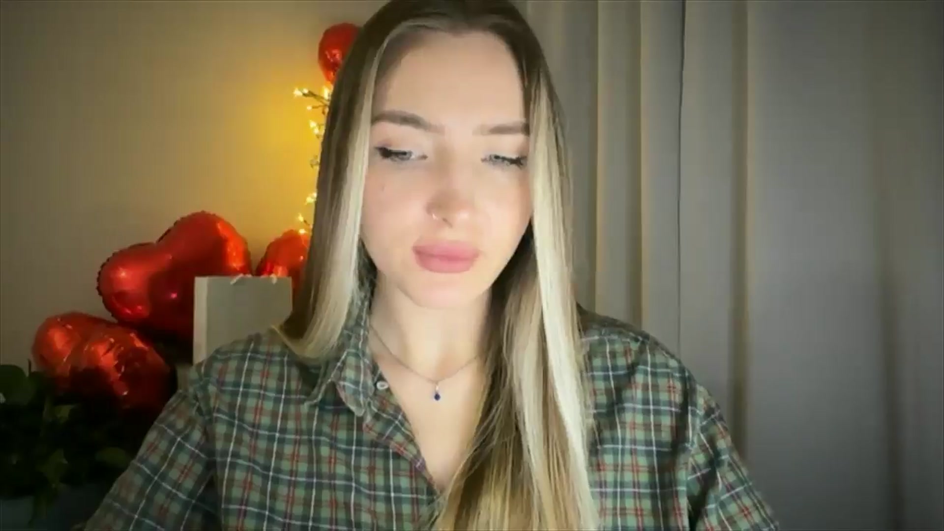 Gallery image thumbnail from My_Diana's myfreecams stream on, 02/20/2025, 22:37 image 18 of 20