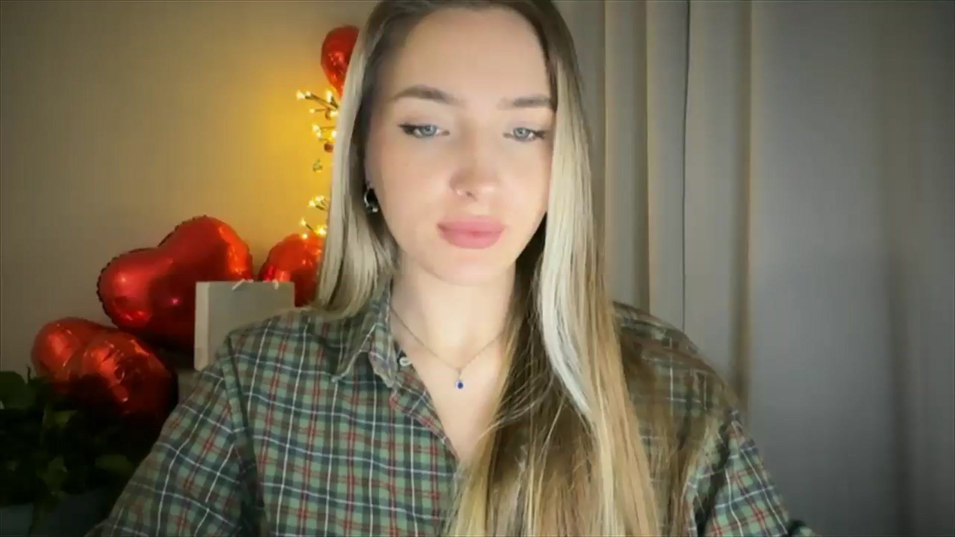 Gallery image thumbnail from My_Diana's myfreecams stream on, 02/20/2025, 22:37 image 6 of 20