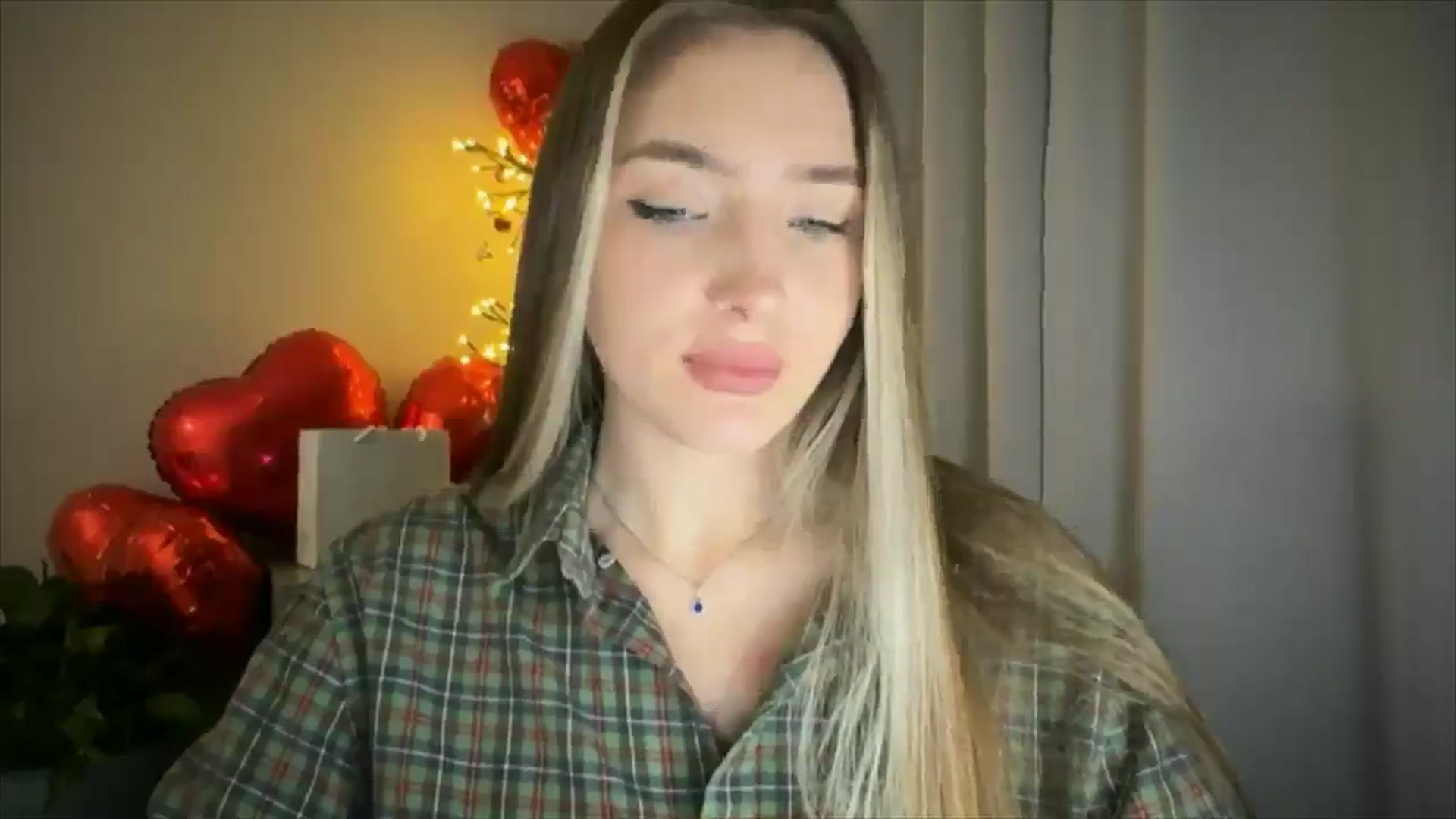 Gallery image thumbnail from My_Diana's myfreecams stream on, 02/20/2025, 22:37 image 2 of 20