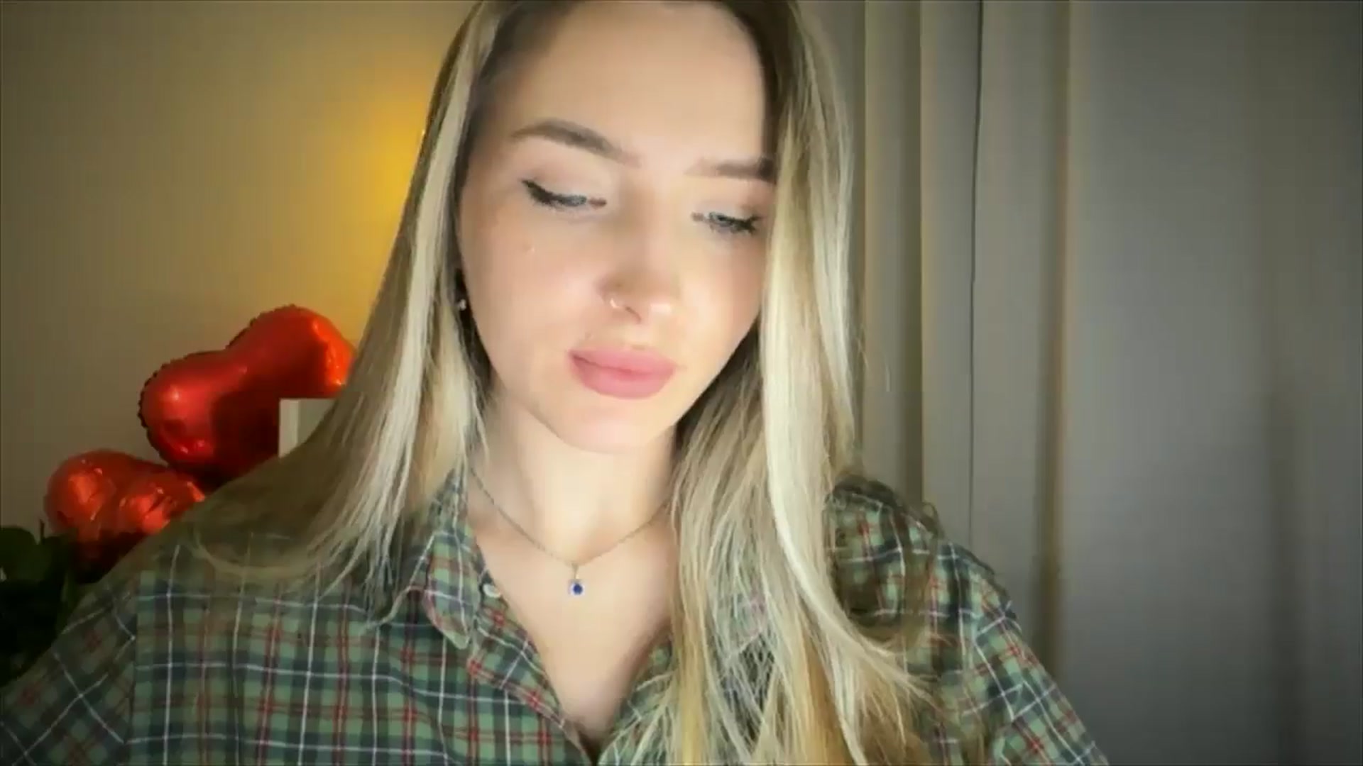 Gallery image thumbnail from My_Diana's myfreecams stream on, 02/20/2025, 23:03 image 15 of 20