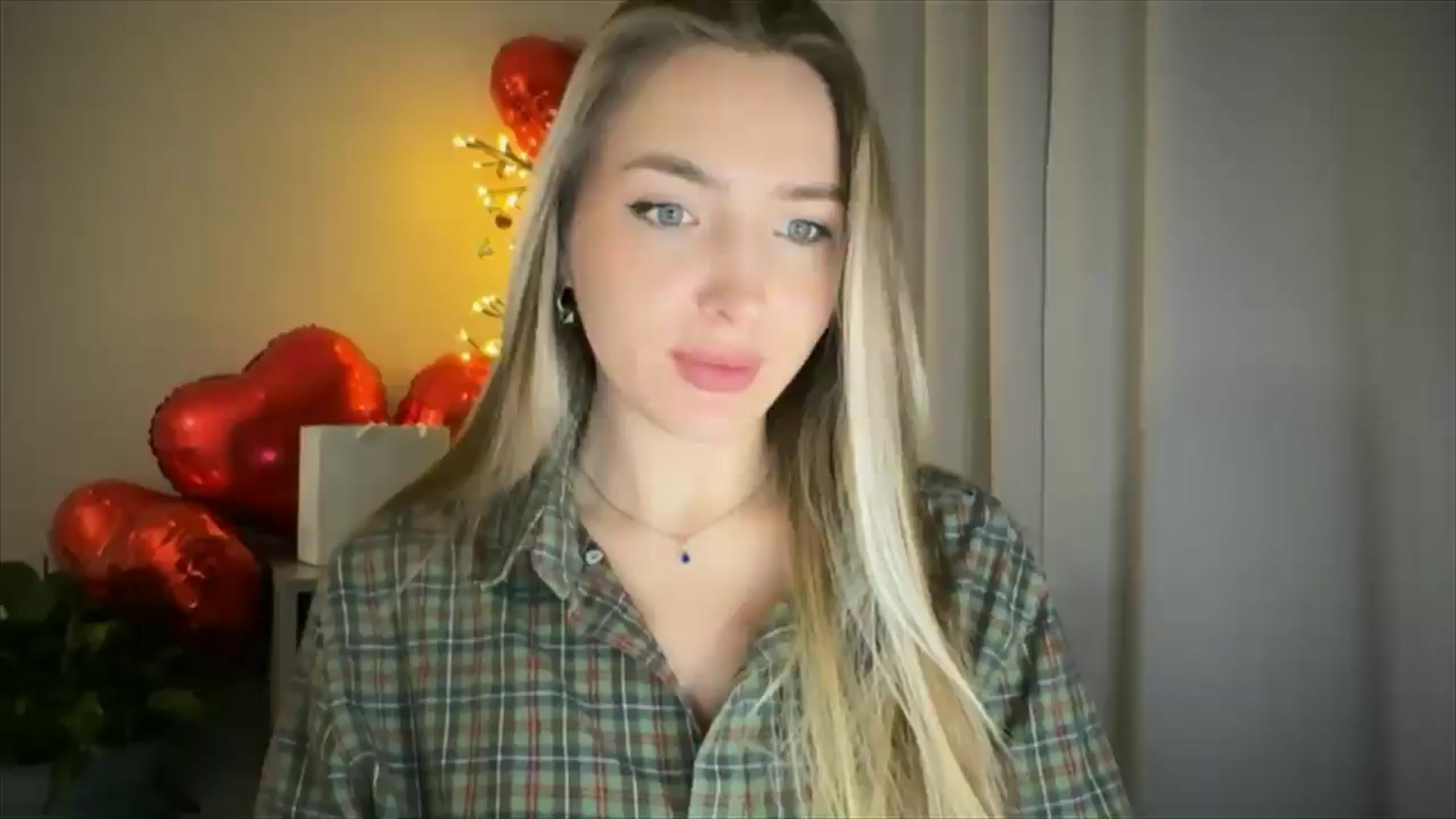 Gallery image thumbnail from My_Diana's myfreecams stream on, 02/20/2025, 23:03 image 1 of 20