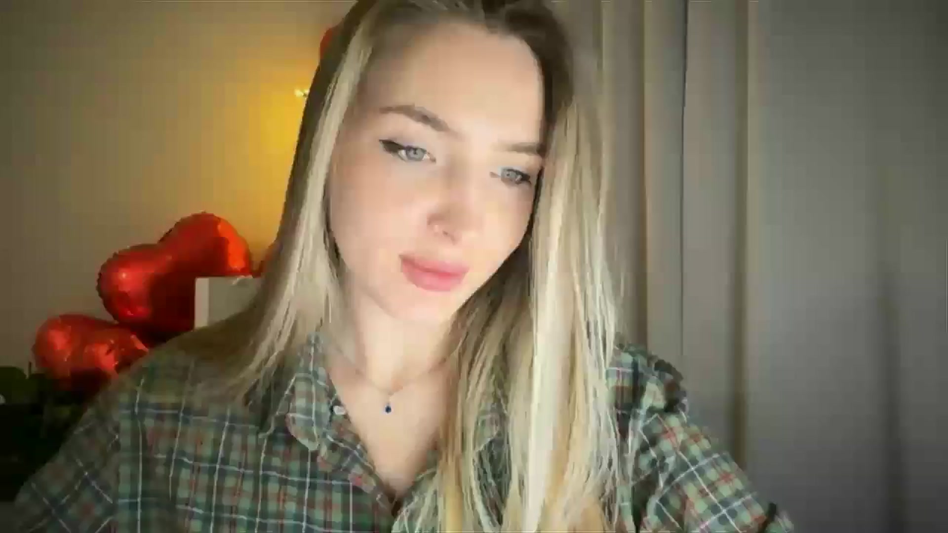 Gallery image thumbnail from My_Diana's myfreecams stream on, 02/20/2025, 23:03 image 19 of 20