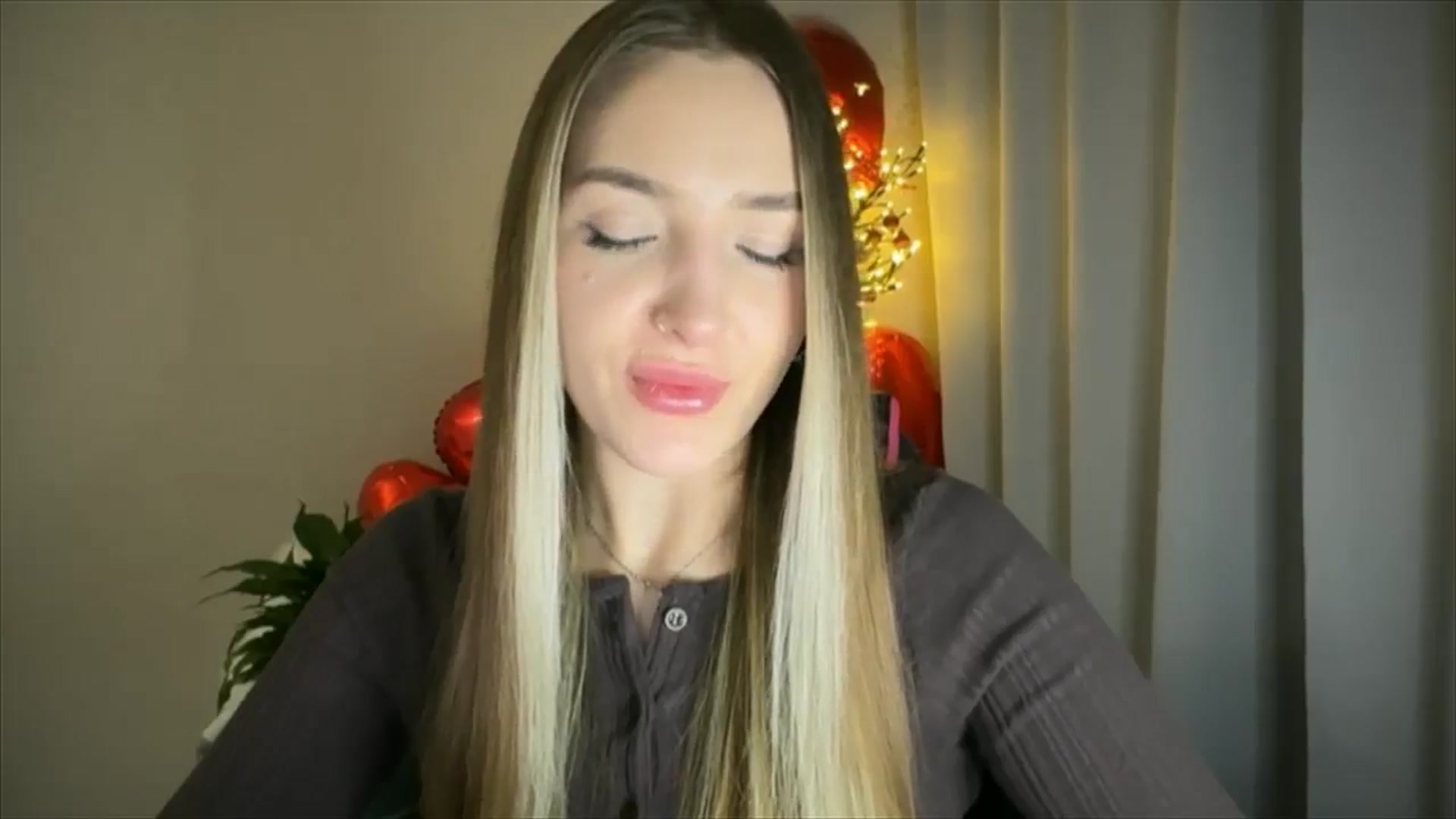 Gallery image thumbnail from My_Diana's myfreecams stream on, 02/22/2025, 15:42 image 17 of 20
