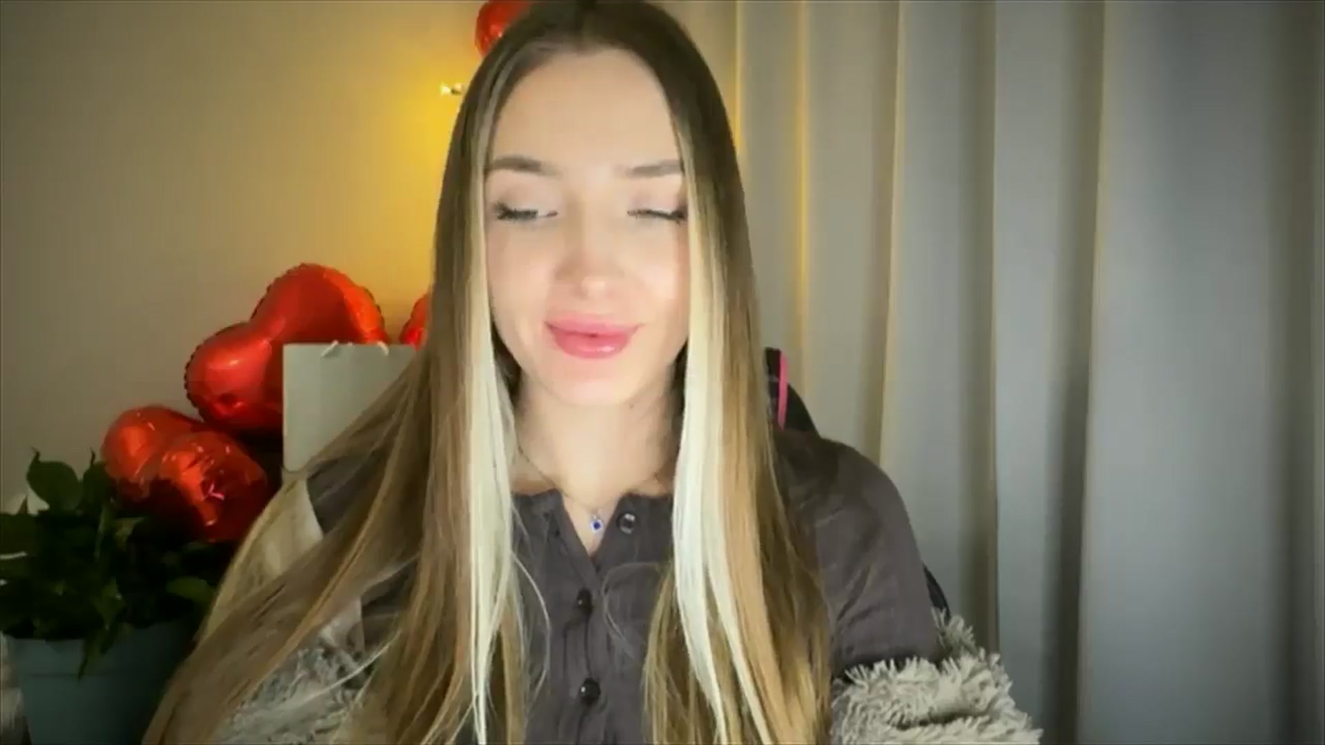 Gallery image thumbnail from My_Diana's myfreecams stream on, 02/22/2025, 23:25 image 9 of 20