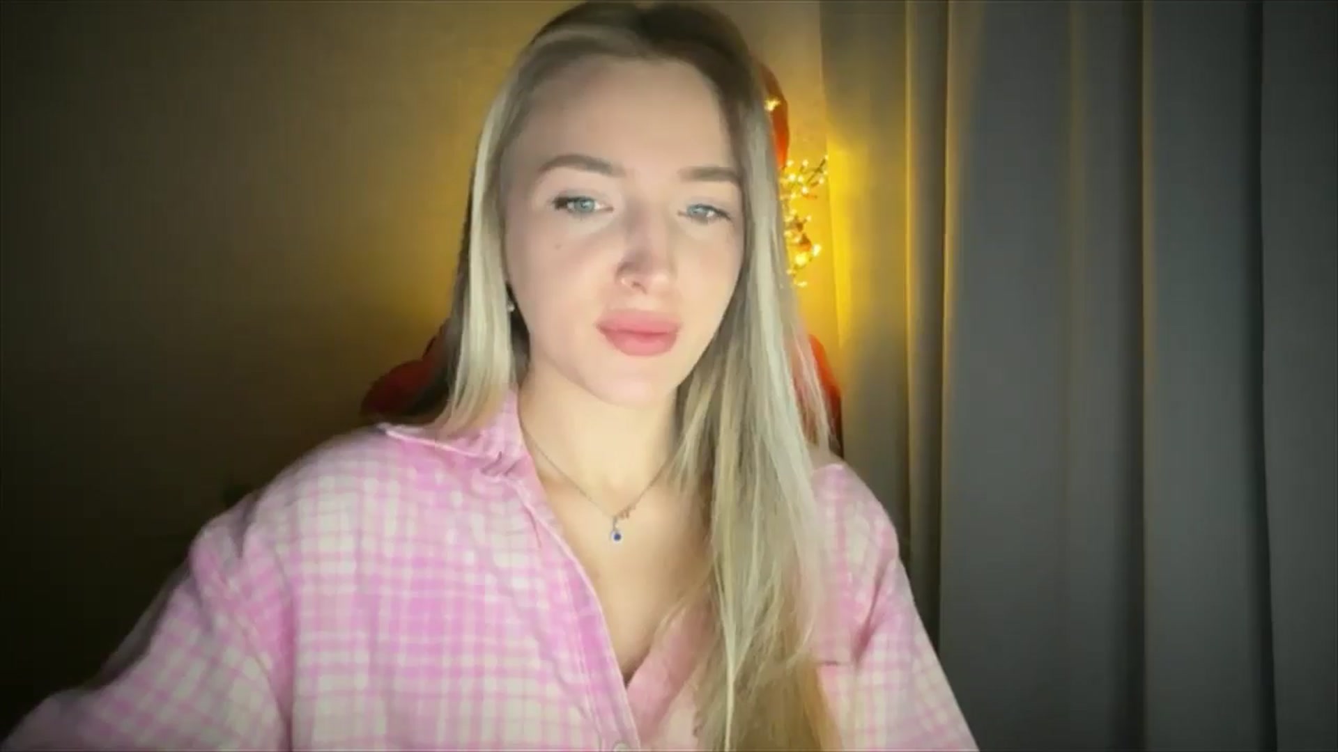 Gallery image thumbnail from My_Diana's myfreecams stream on, 02/23/2025, 16:58 image 4 of 20