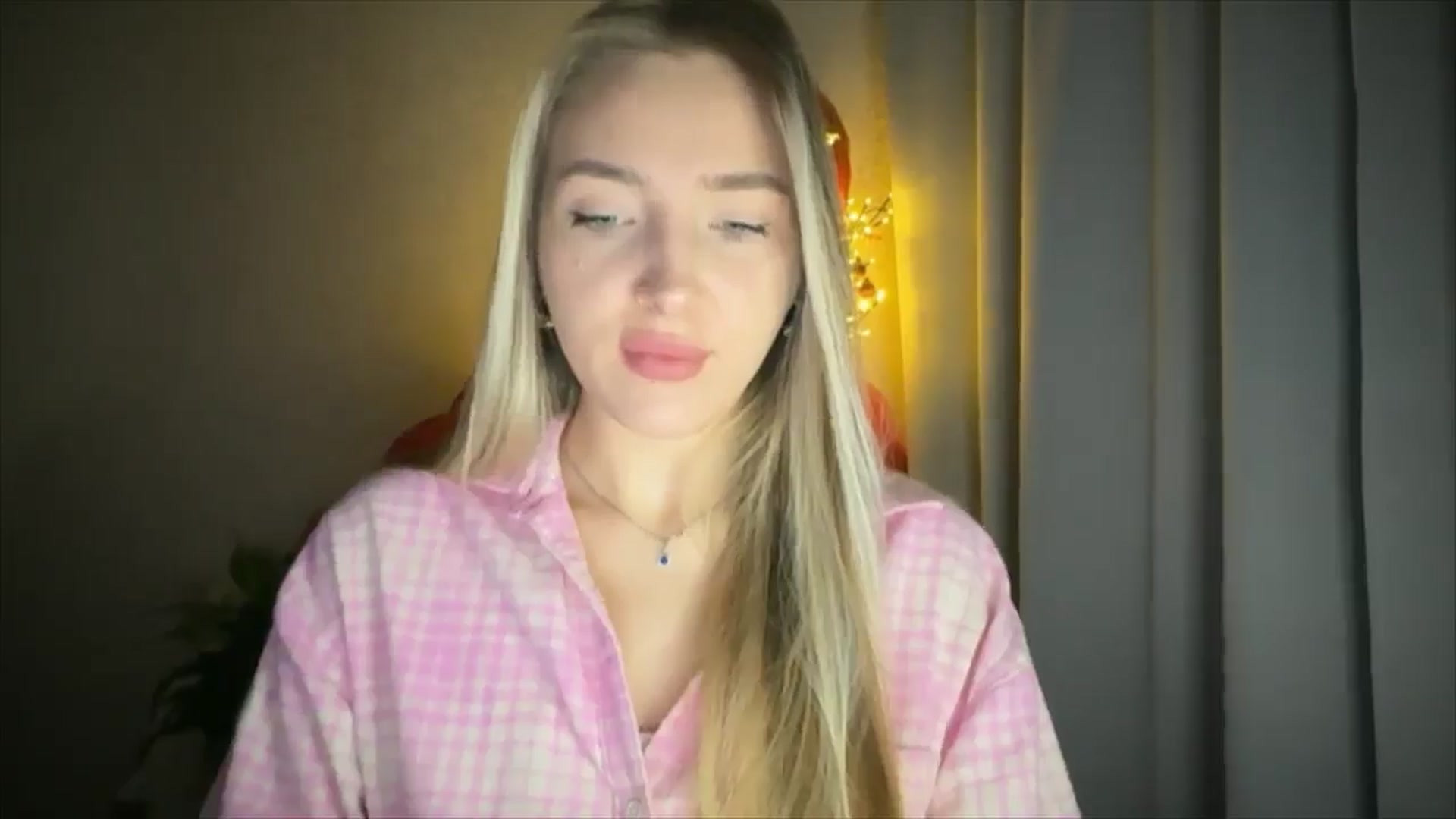 Gallery image thumbnail from My_Diana's myfreecams stream on, 02/23/2025, 16:58 image 8 of 20