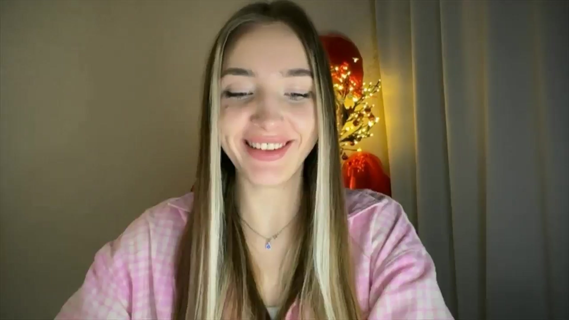 Gallery image thumbnail from My_Diana's myfreecams stream on, 02/23/2025, 23:31 image 4 of 20
