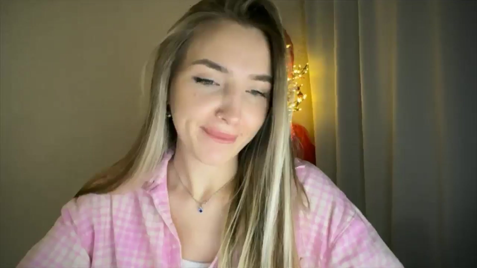 Gallery image thumbnail from My_Diana's myfreecams stream on, 02/23/2025, 23:31 image 12 of 20