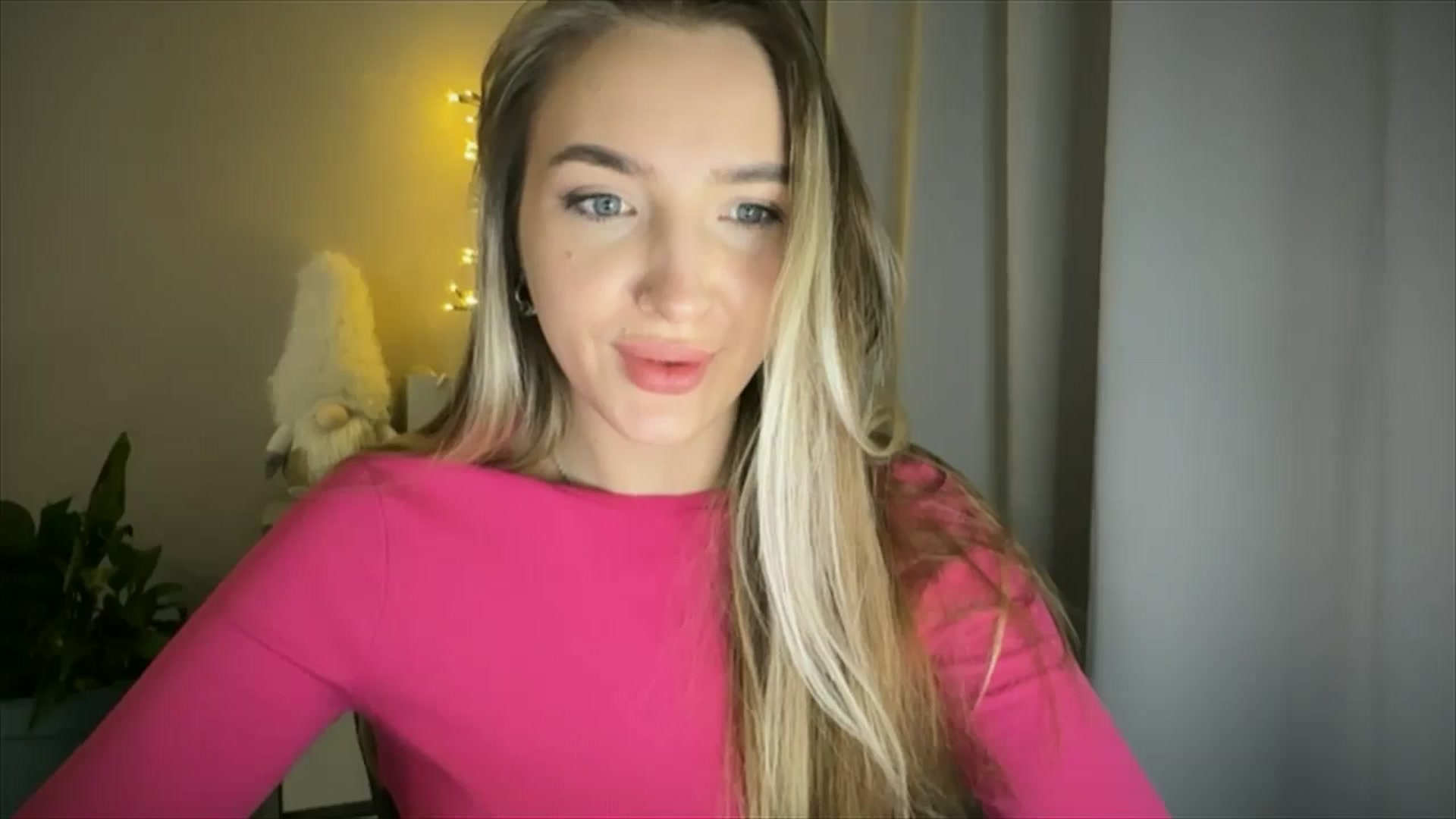 Gallery image thumbnail from My_Diana's myfreecams stream on, 02/25/2025, 22:24 image 13 of 20