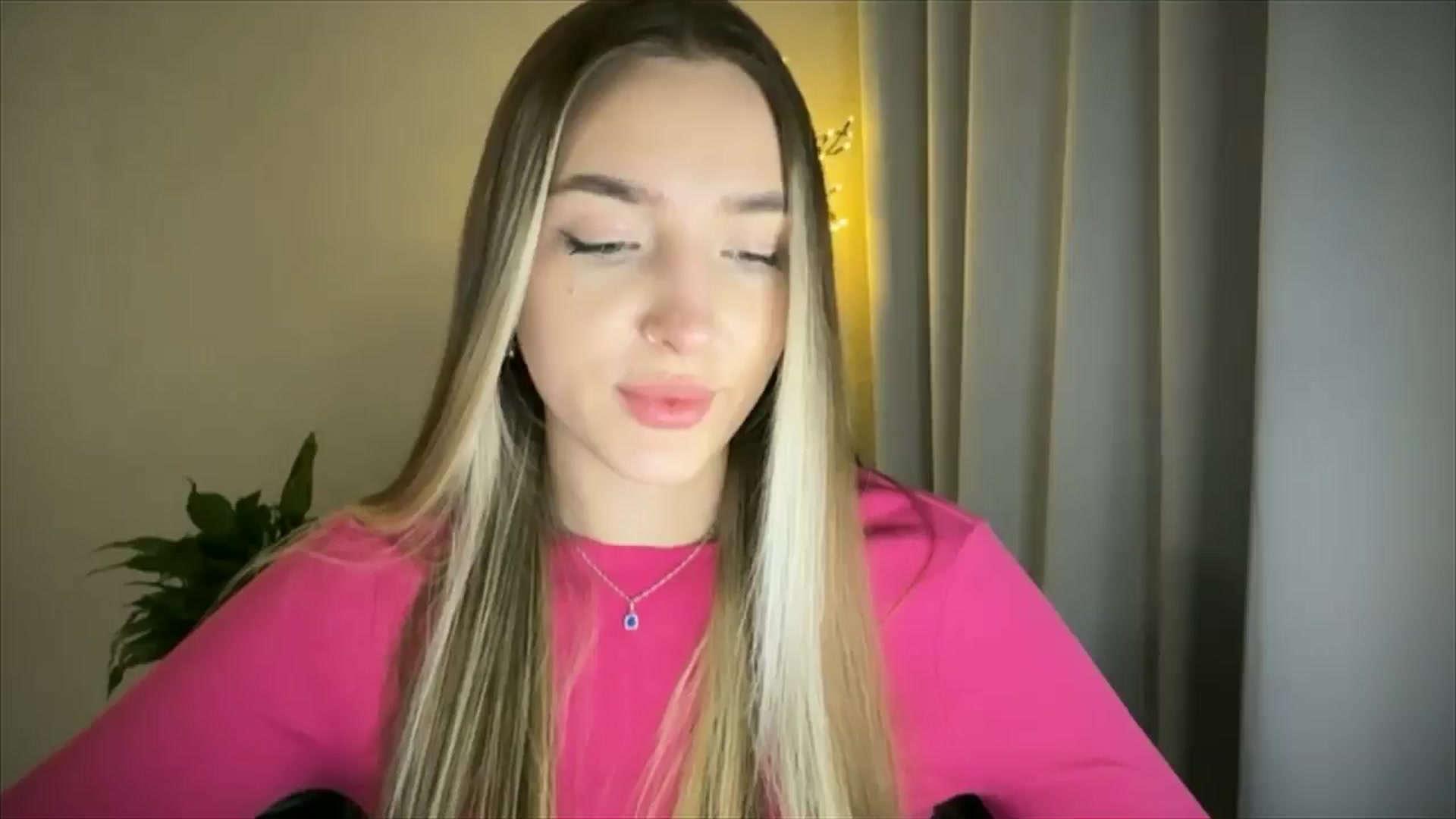 Gallery image thumbnail from My_Diana's myfreecams stream on, 02/25/2025, 22:24 image 2 of 20