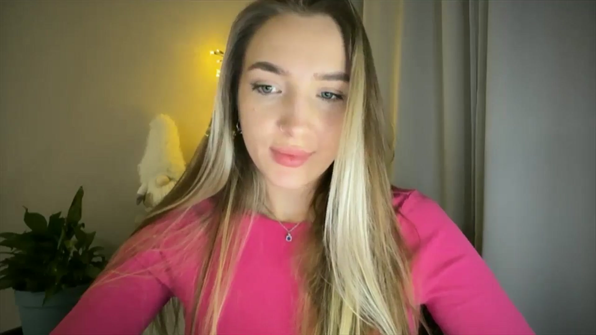 Gallery image thumbnail from My_Diana's myfreecams stream on, 02/25/2025, 22:24 image 19 of 20