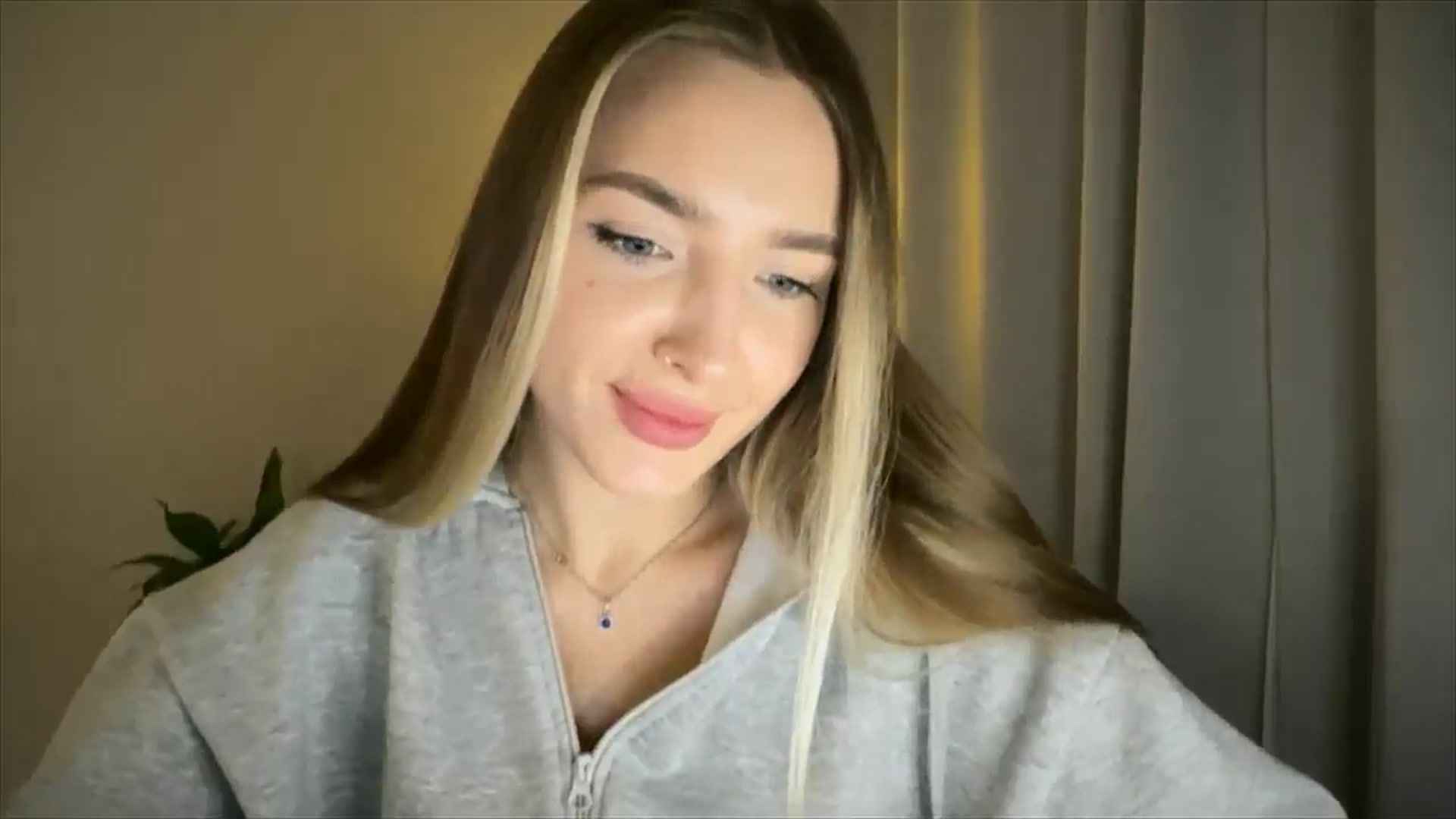 Gallery image thumbnail from My_Diana's myfreecams stream on, 02/27/2025, 17:01 image 11 of 20
