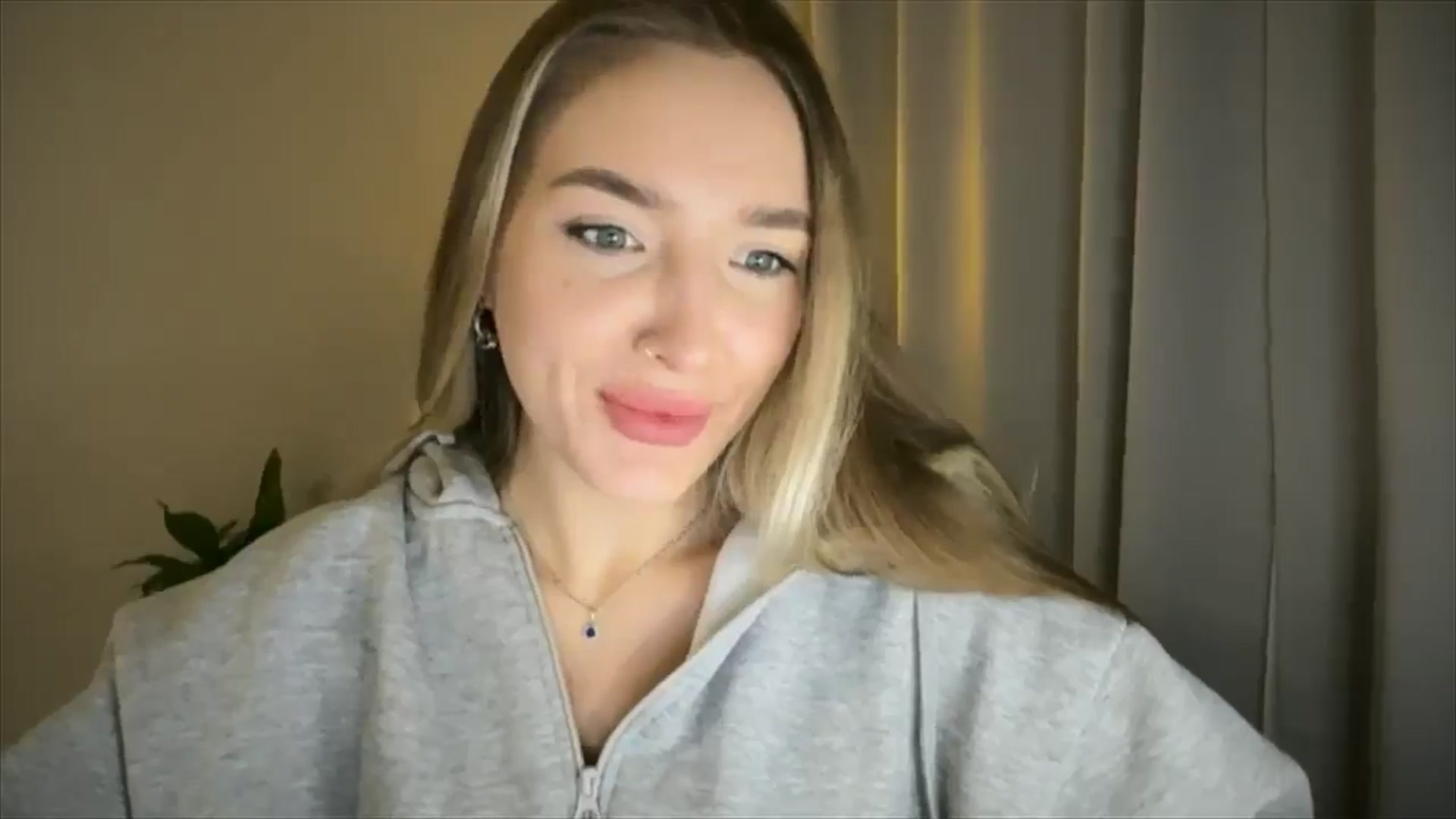 Gallery image thumbnail from My_Diana's myfreecams stream on, 02/27/2025, 17:01 image 3 of 20