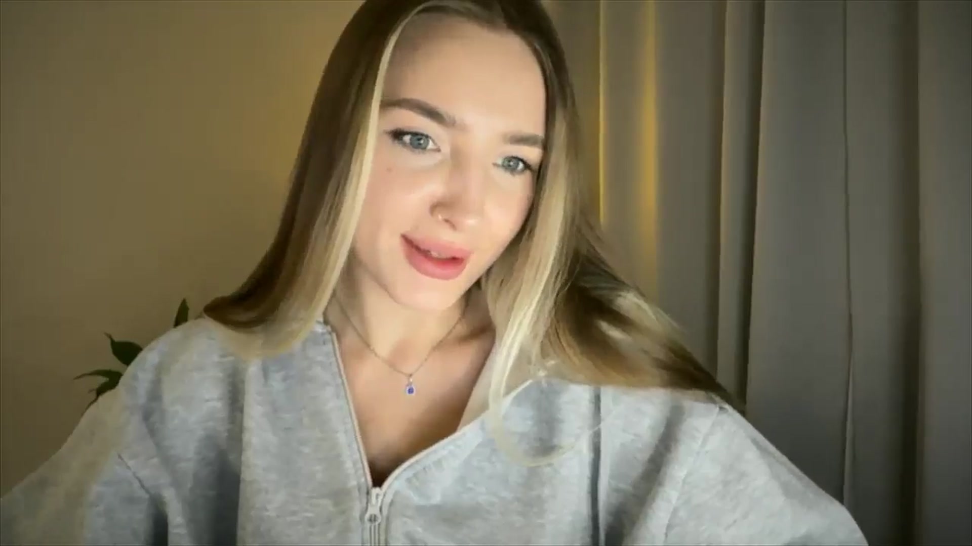 Gallery image thumbnail from My_Diana's myfreecams stream on, 02/27/2025, 17:01 image 7 of 20