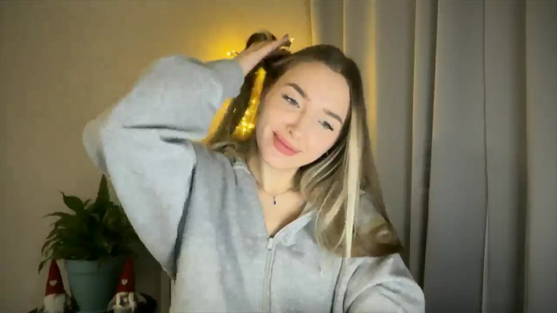 Gallery image thumbnail from My_Diana's myfreecams stream on, 02/27/2025, 17:01 image 15 of 20