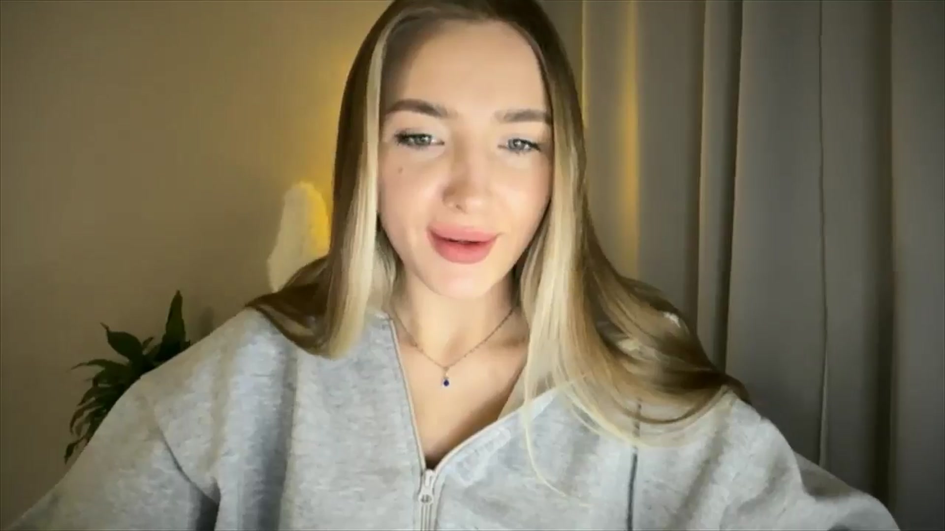 Gallery image thumbnail from My_Diana's myfreecams stream on, 02/27/2025, 17:01 image 12 of 20