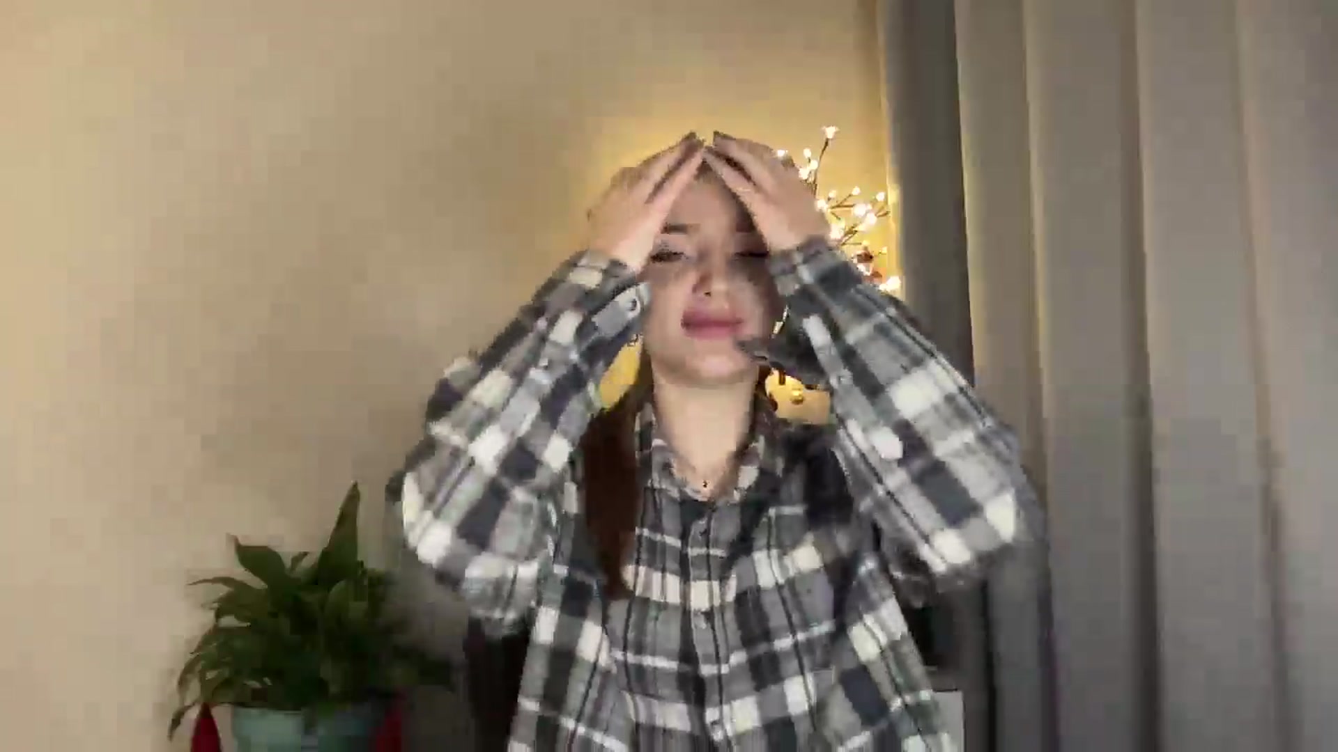 Gallery image thumbnail from My_Diana's myfreecams stream on, 03/02/2025, 17:02 image 19 of 20