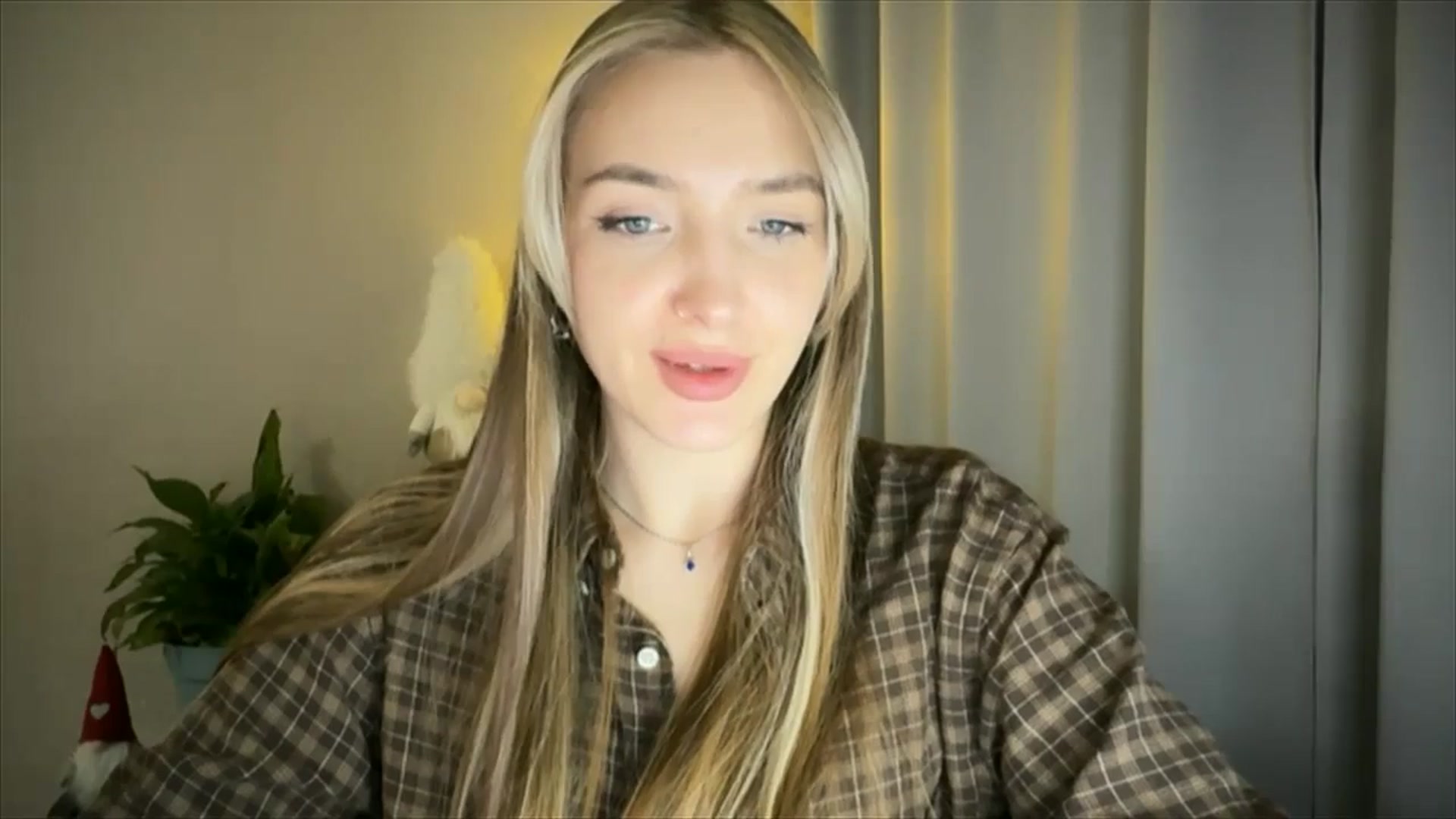Gallery image thumbnail from My_Diana's myfreecams stream on, 03/04/2025, 22:33 image 6 of 20