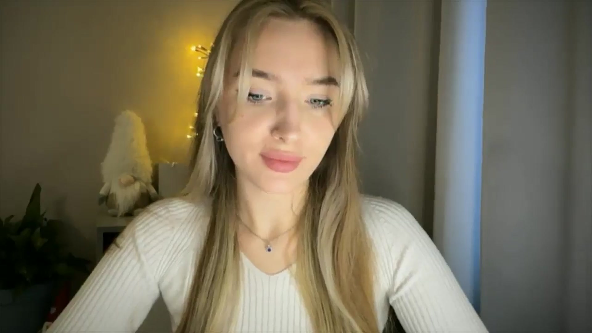 Gallery image thumbnail from My_Diana's myfreecams stream on, 03/06/2025, 14:21 image 15 of 20