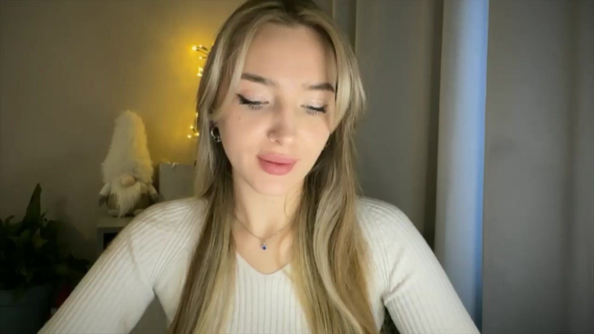 Gallery image thumbnail from My_Diana's myfreecams stream on, 03/06/2025, 14:21 image 17 of 20