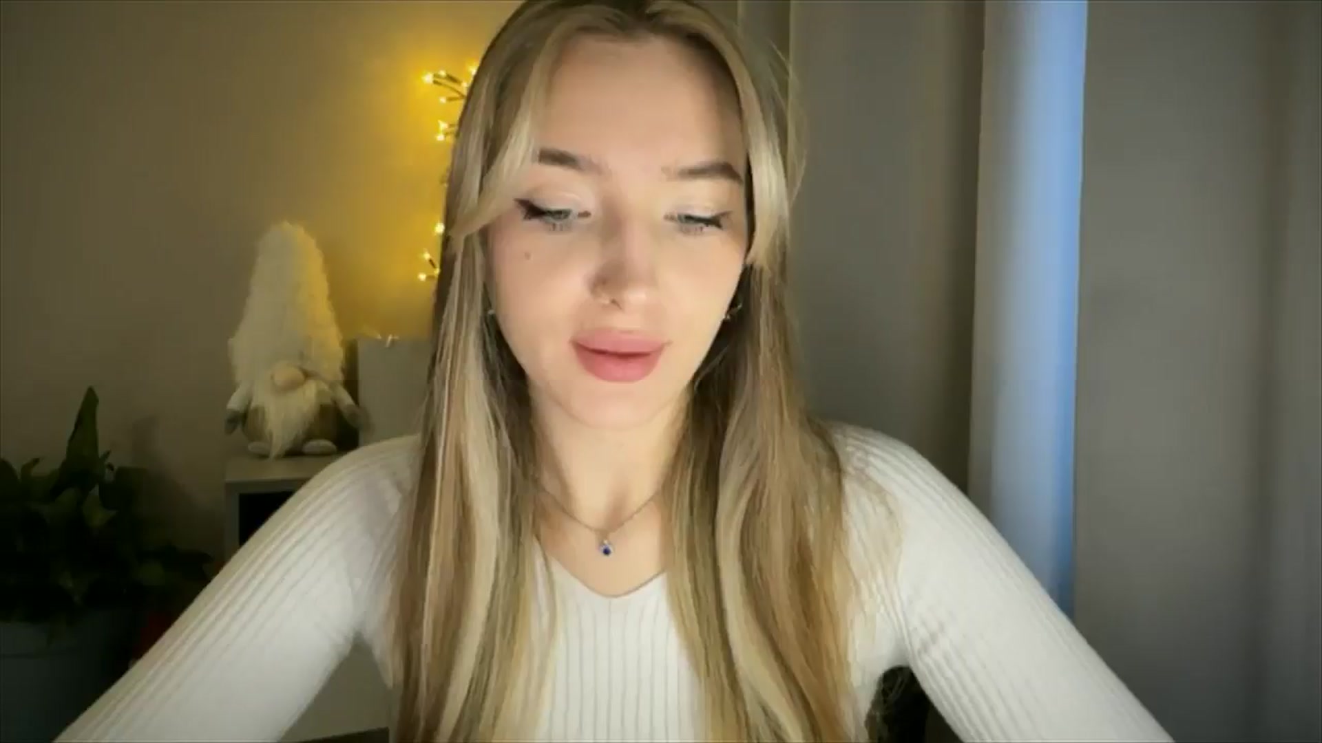 Gallery image thumbnail from My_Diana's myfreecams stream on, 03/06/2025, 14:21 image 6 of 20