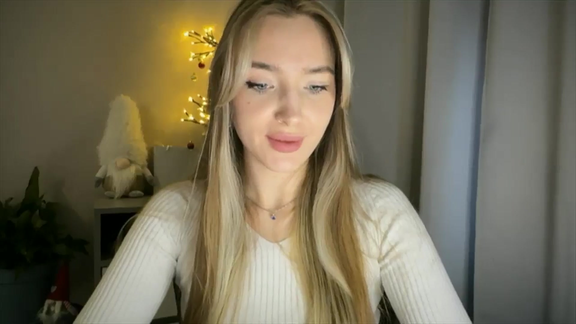 Gallery image thumbnail from My_Diana's myfreecams stream on, 03/06/2025, 14:35 image 2 of 20